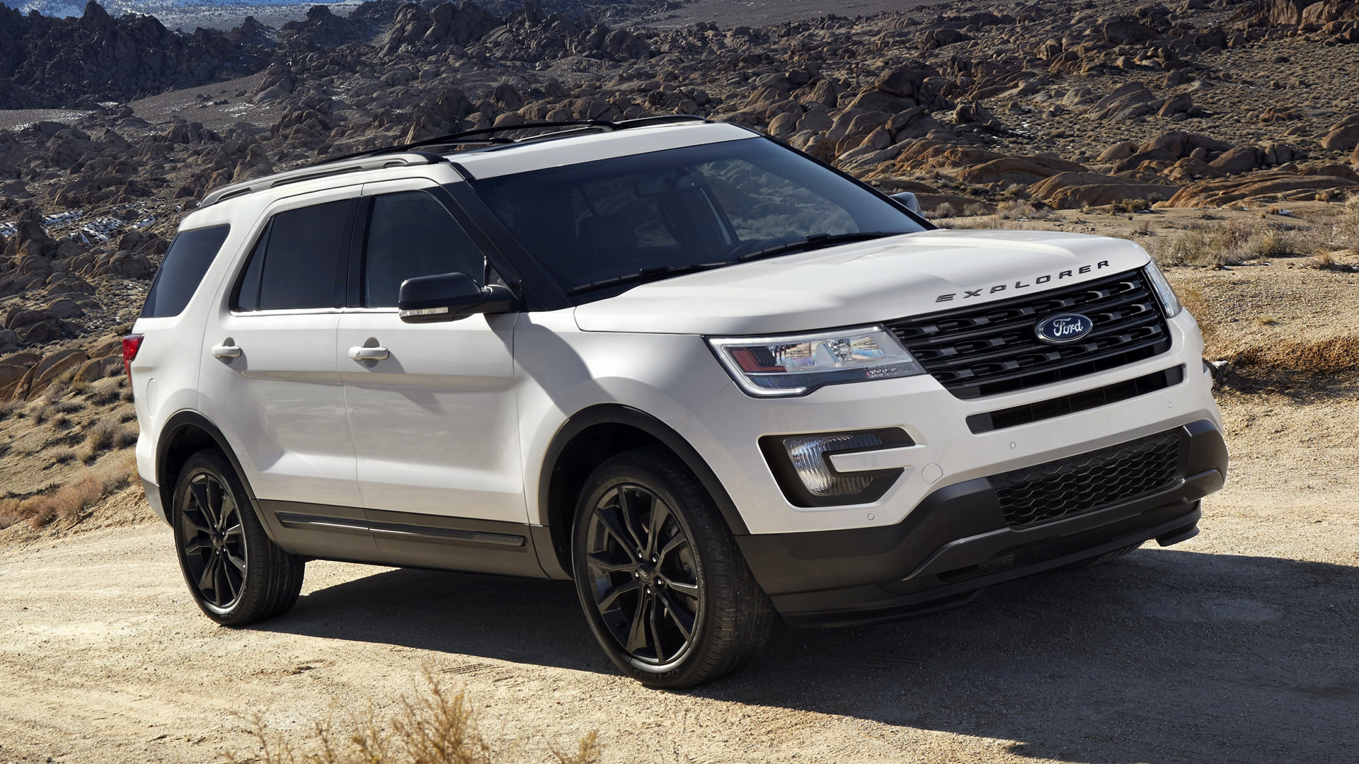 Free download wallpaper Ford, Car, Suv, Vehicles, White Car, Crossover Car, Ford Explorer Xlt on your PC desktop