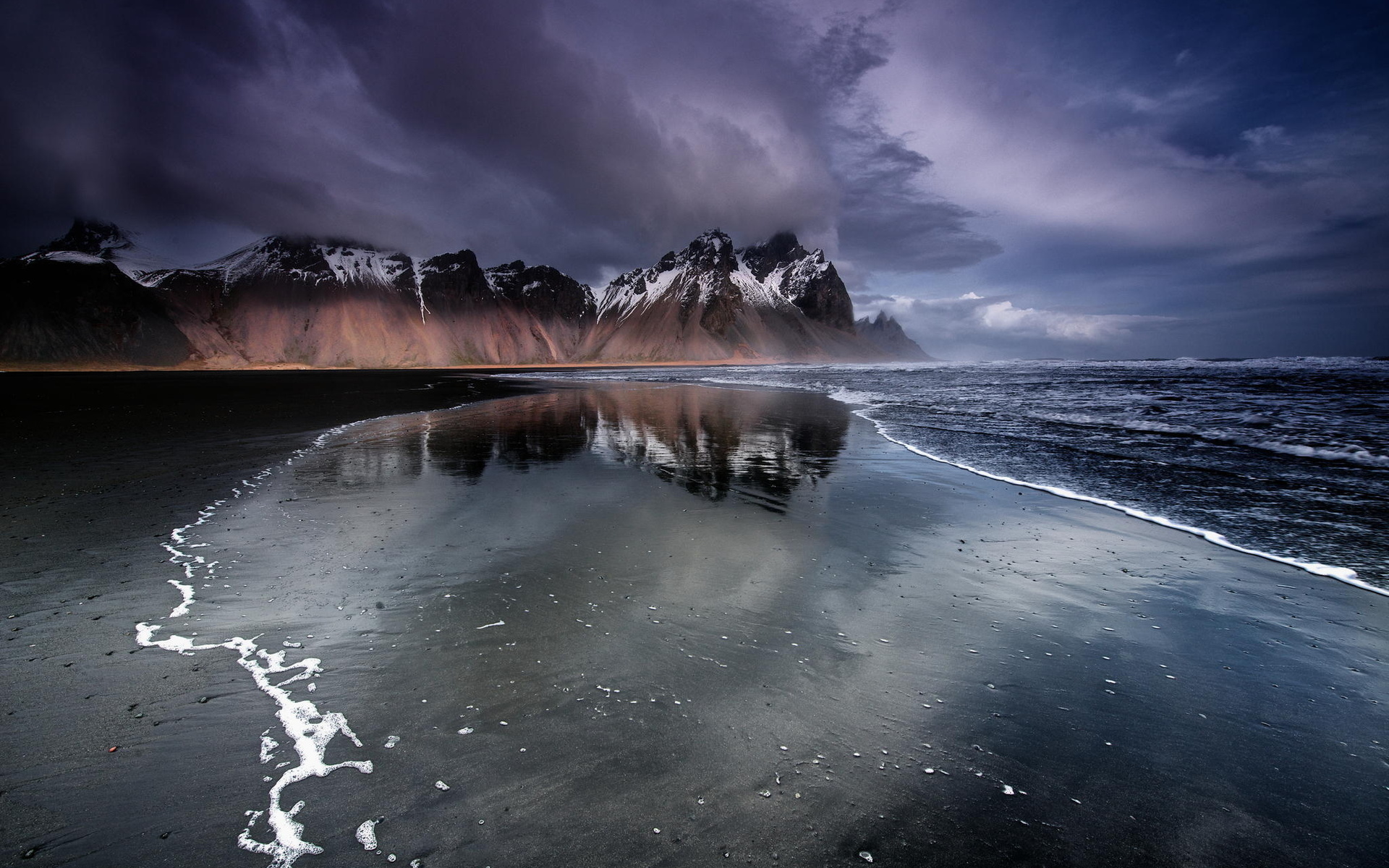 Download mobile wallpaper Vestrahorn, Mountains, Earth for free.