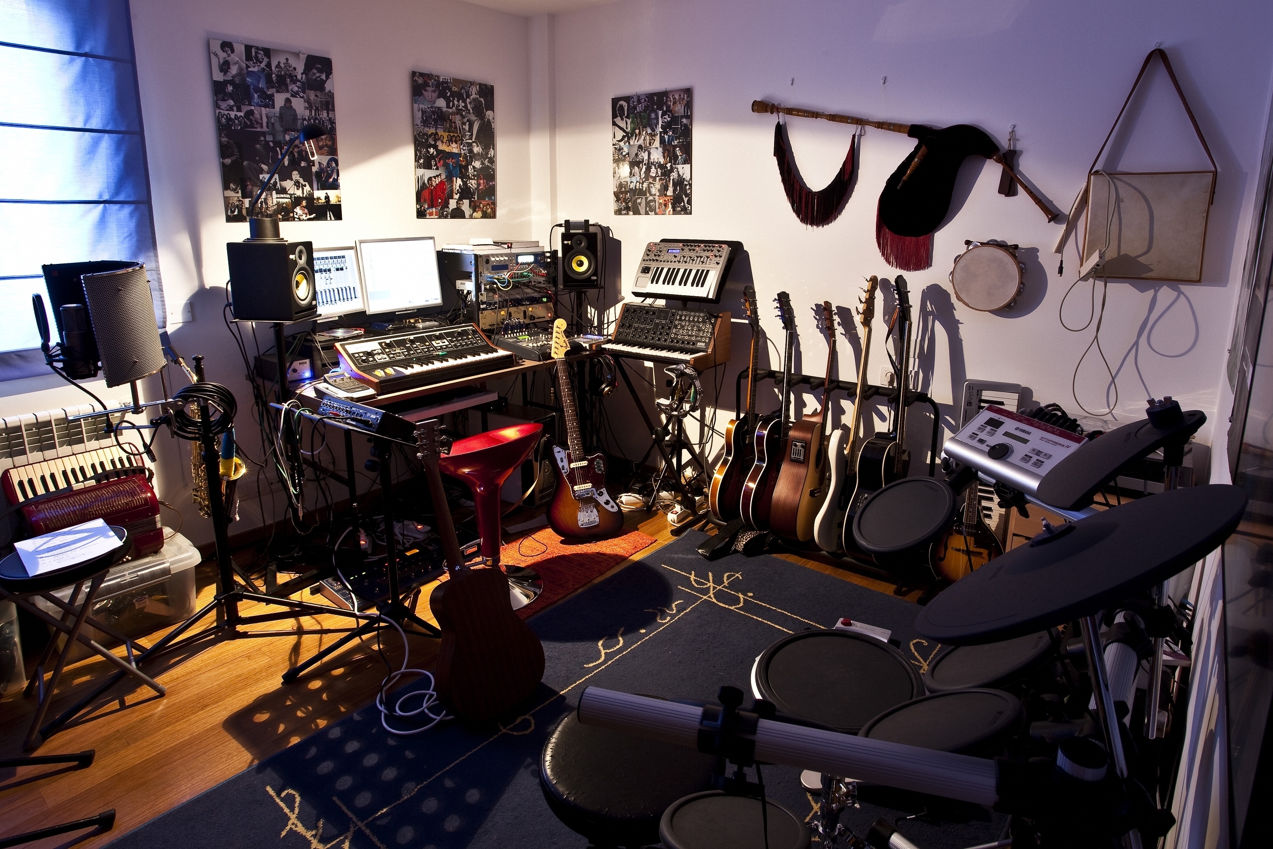 studio, music