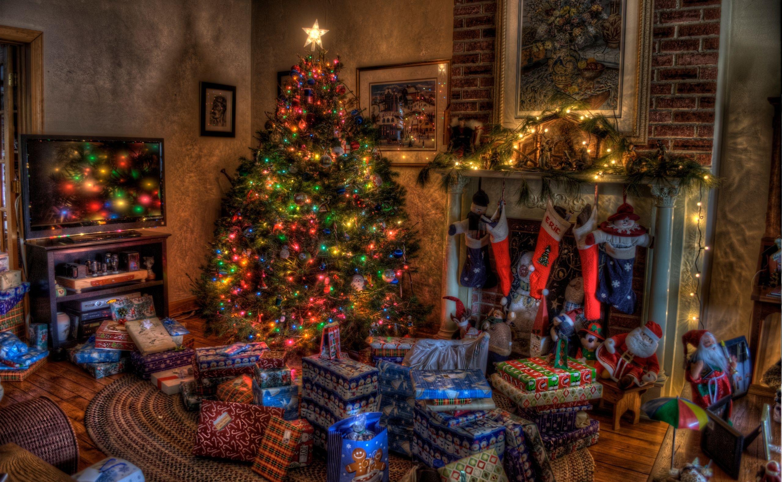 holidays, toys, christmas, holiday, house, christmas tree, coziness, comfort, fireplace, presents, gifts, stockings