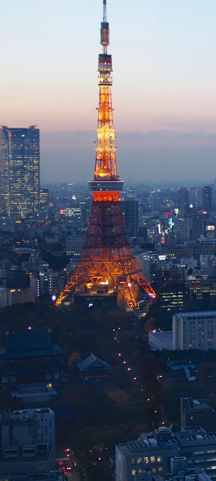 Descarga gratuita de fondo de pantalla para móvil de Ciudades, Crepúsculo, Japón, Tokio, Hecho Por El Hombre, Torre De Tokio.