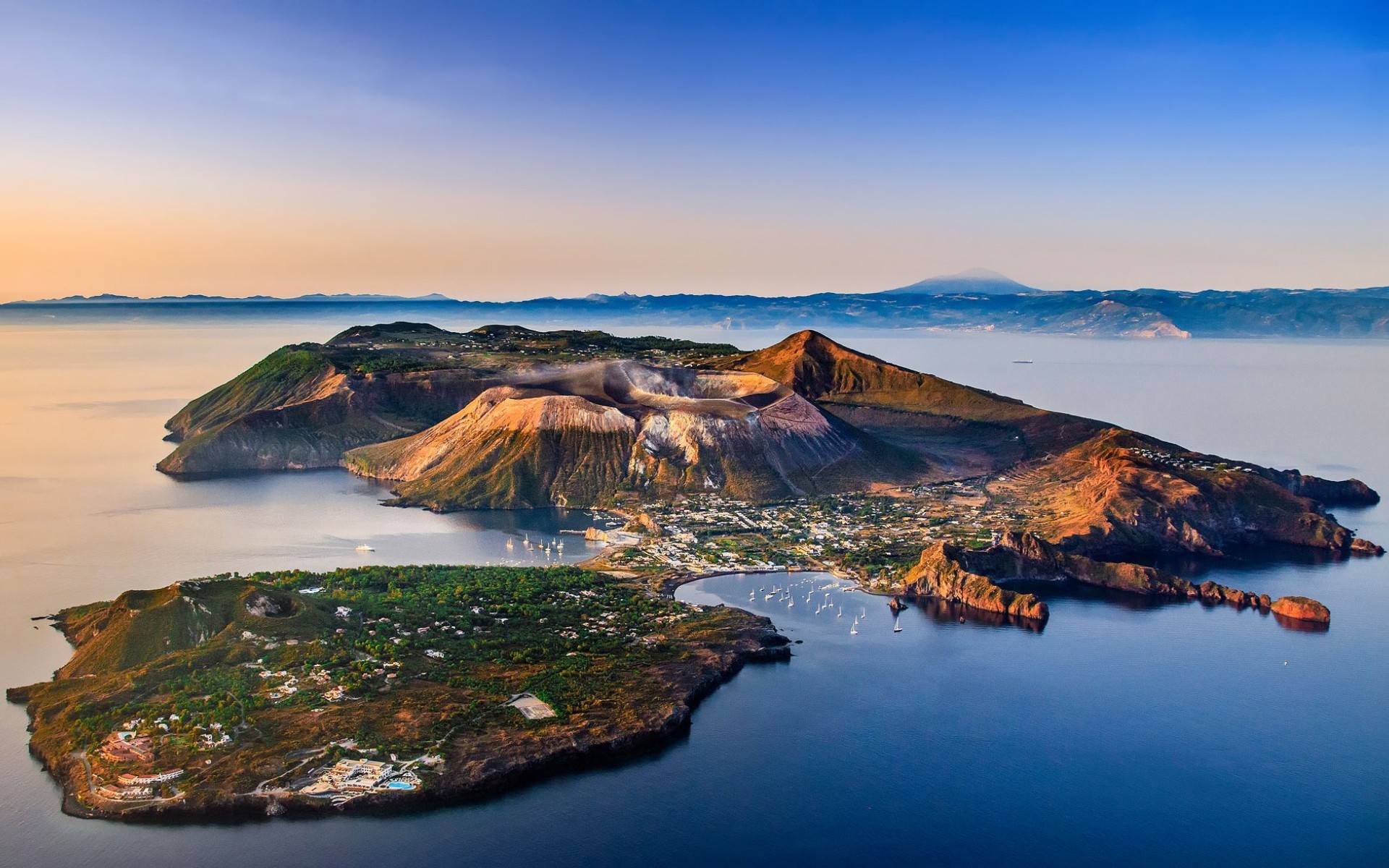 Скачать обои Эолийские Острова на телефон бесплатно