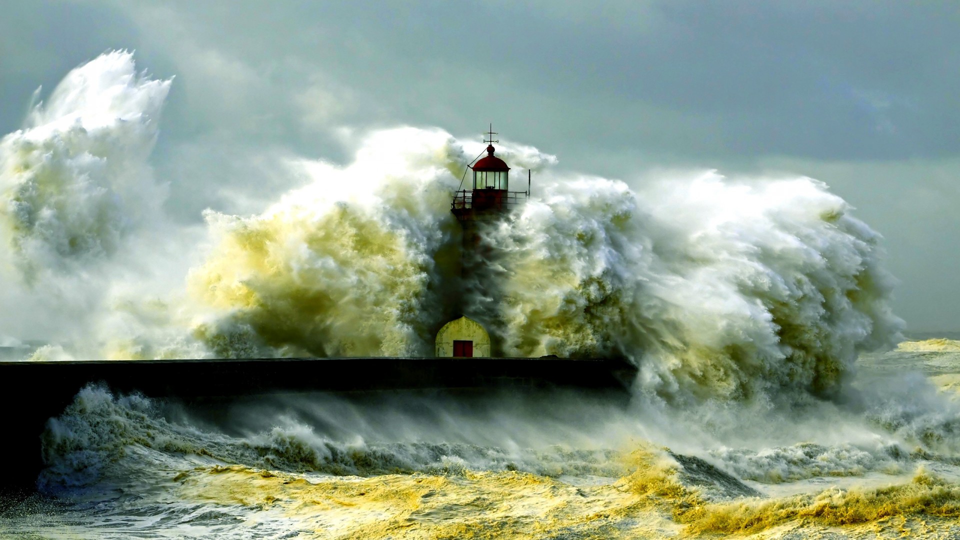 Download mobile wallpaper Lighthouse, Wave, Man Made for free.