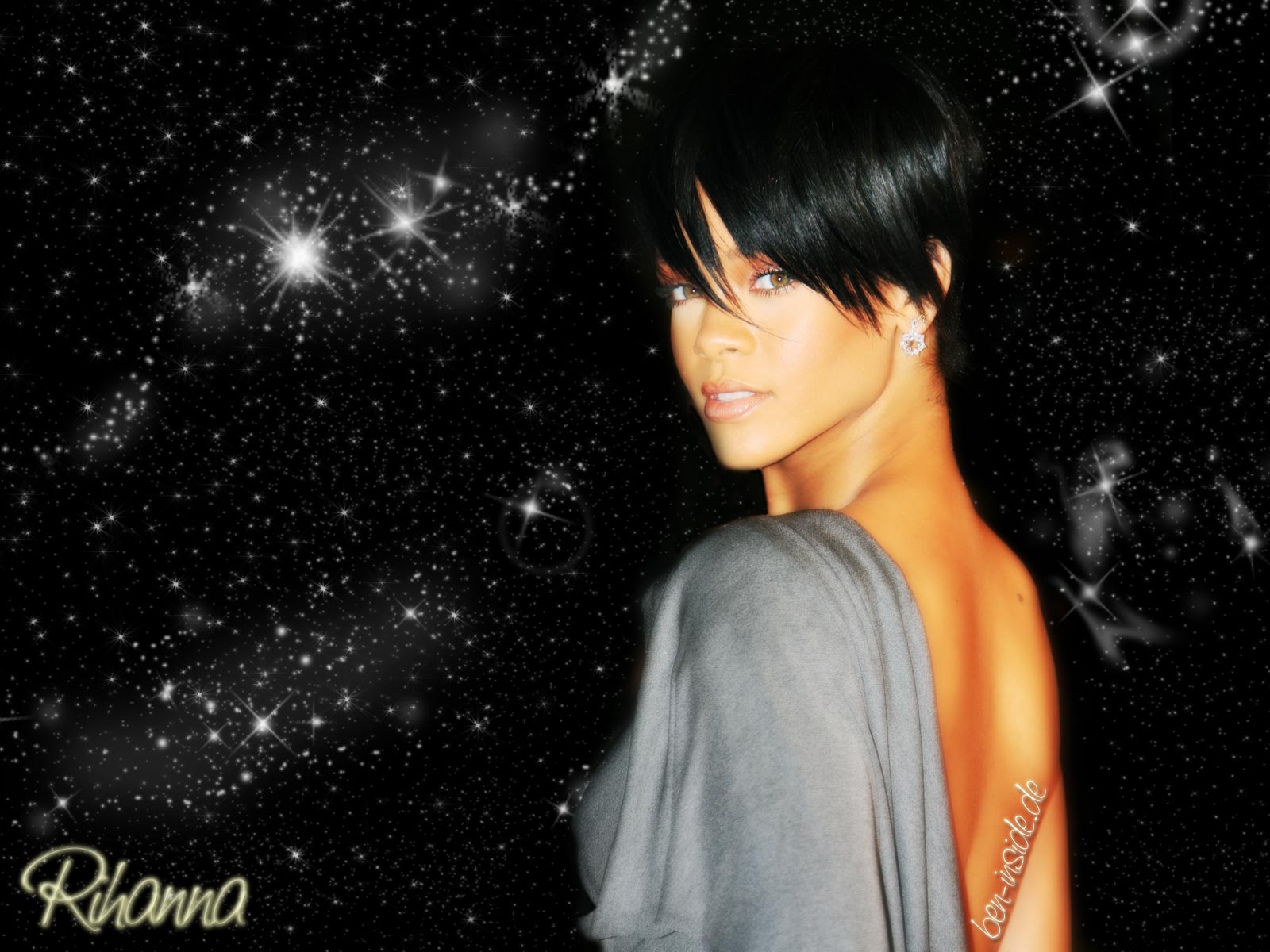 Download mobile wallpaper Music, Rihanna for free.