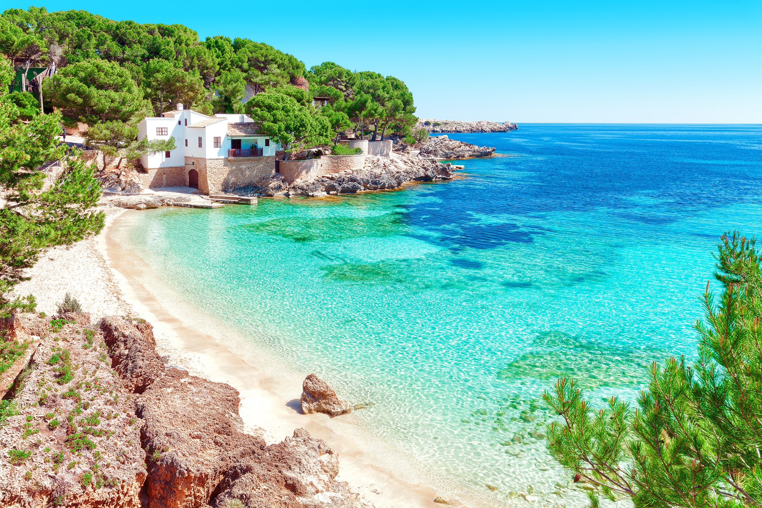 Скачати мобільні шпалери Море, Іспанія, Фотографія, Майорка, Пляжний, Будинок безкоштовно.