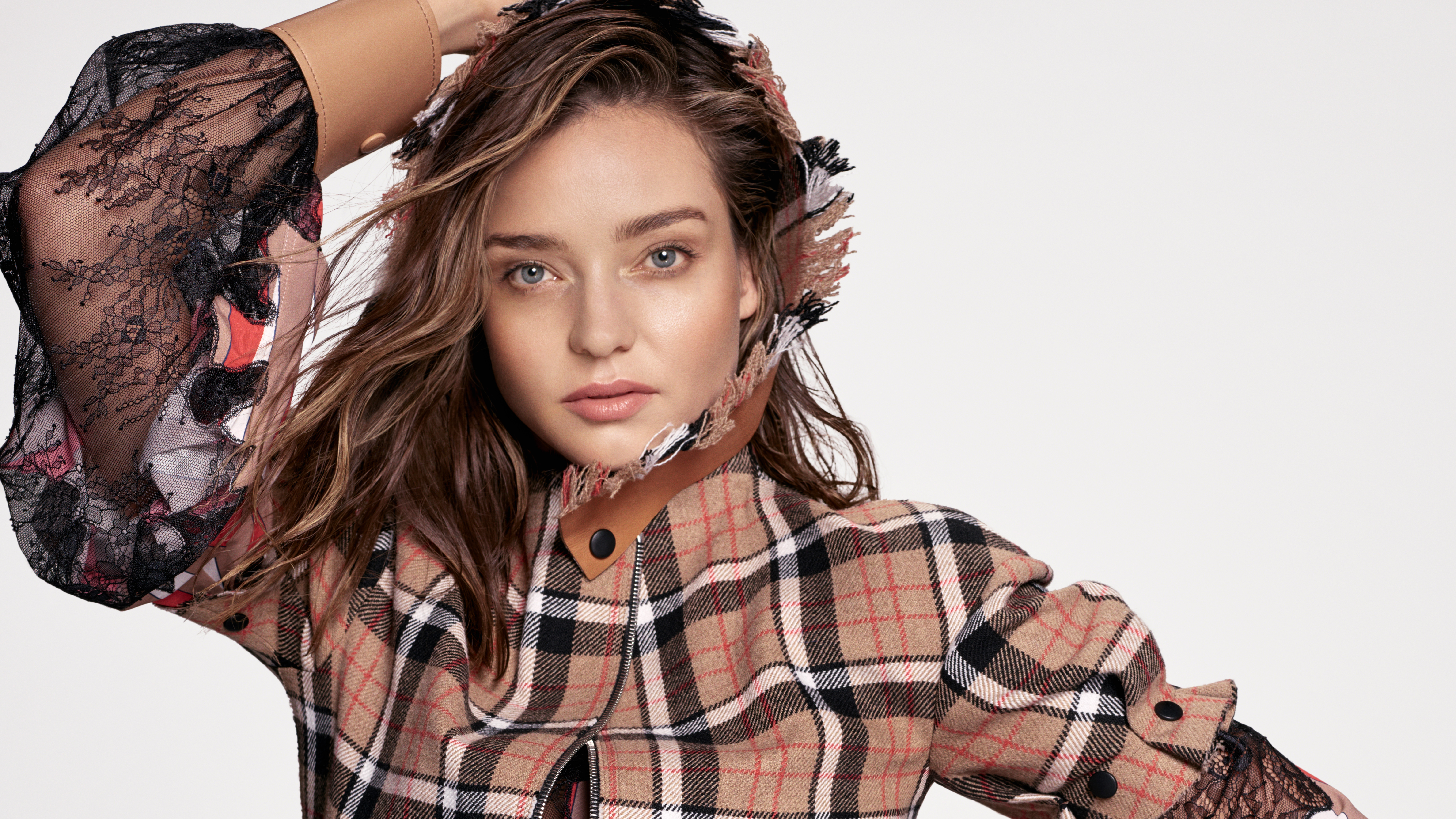 Handy-Wallpaper Brünette, Modell, Blaue Augen, Berühmtheiten, Miranda Kerr, Australisch kostenlos herunterladen.