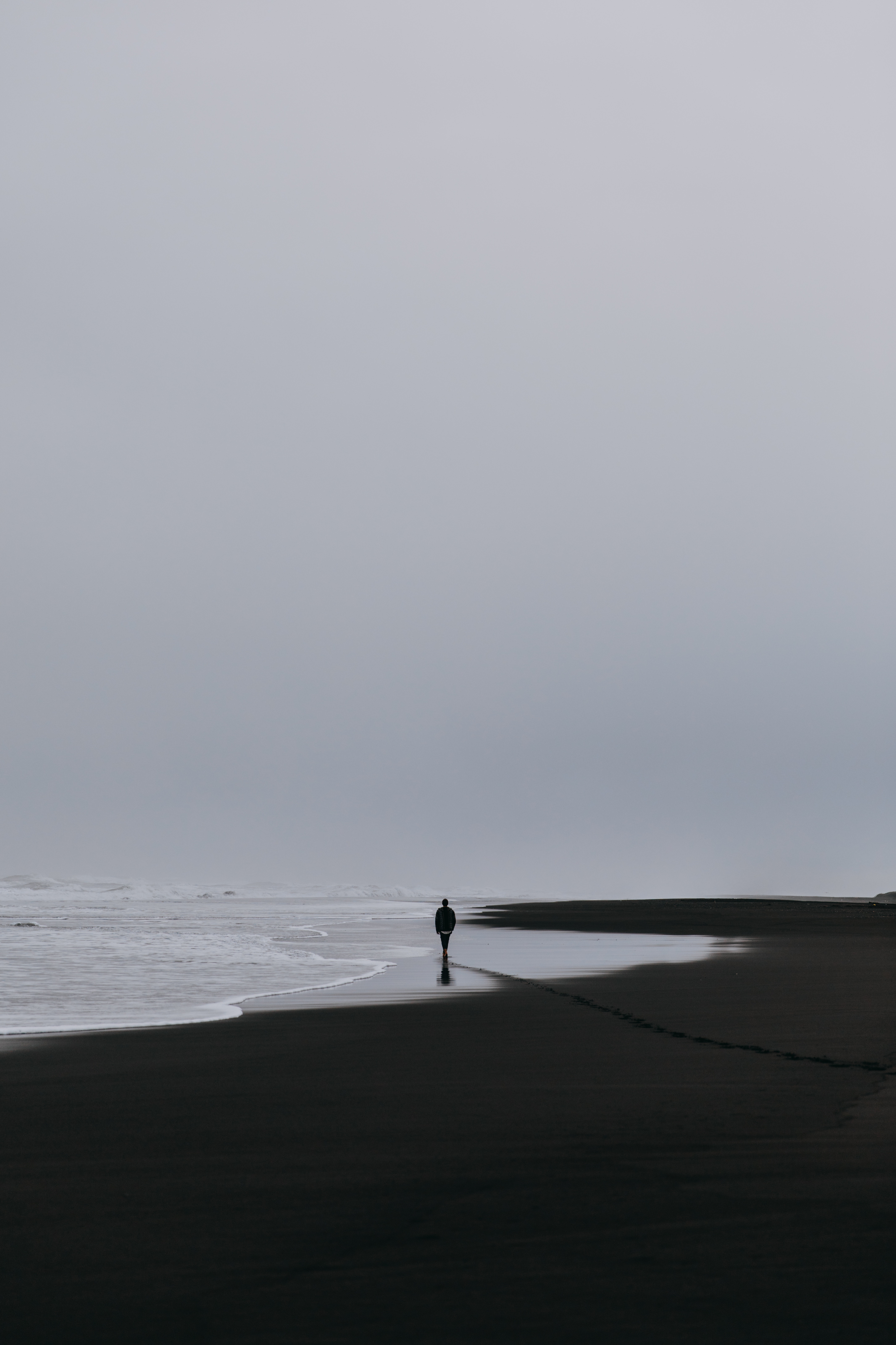 alone, minimalism, sea, silhouette, loneliness, lonely, surf