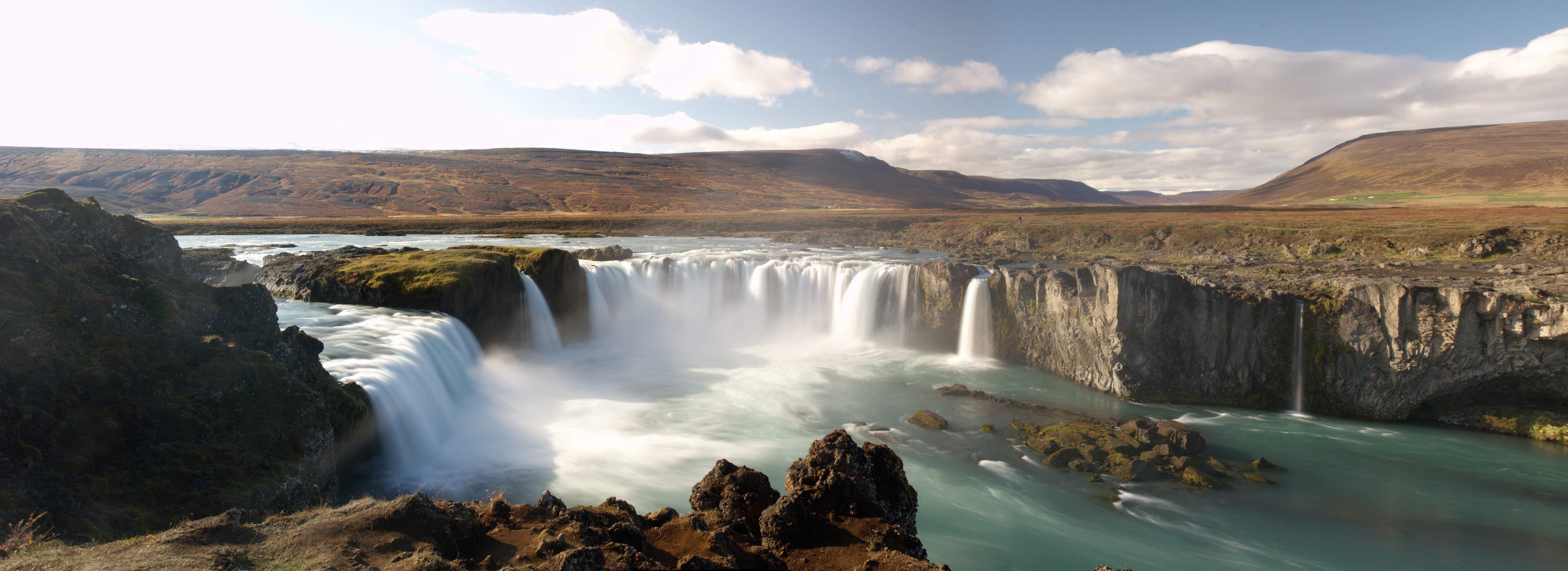 Download mobile wallpaper Landscape, Waterfalls, Waterfall, Earth, Iceland, Goðafoss for free.