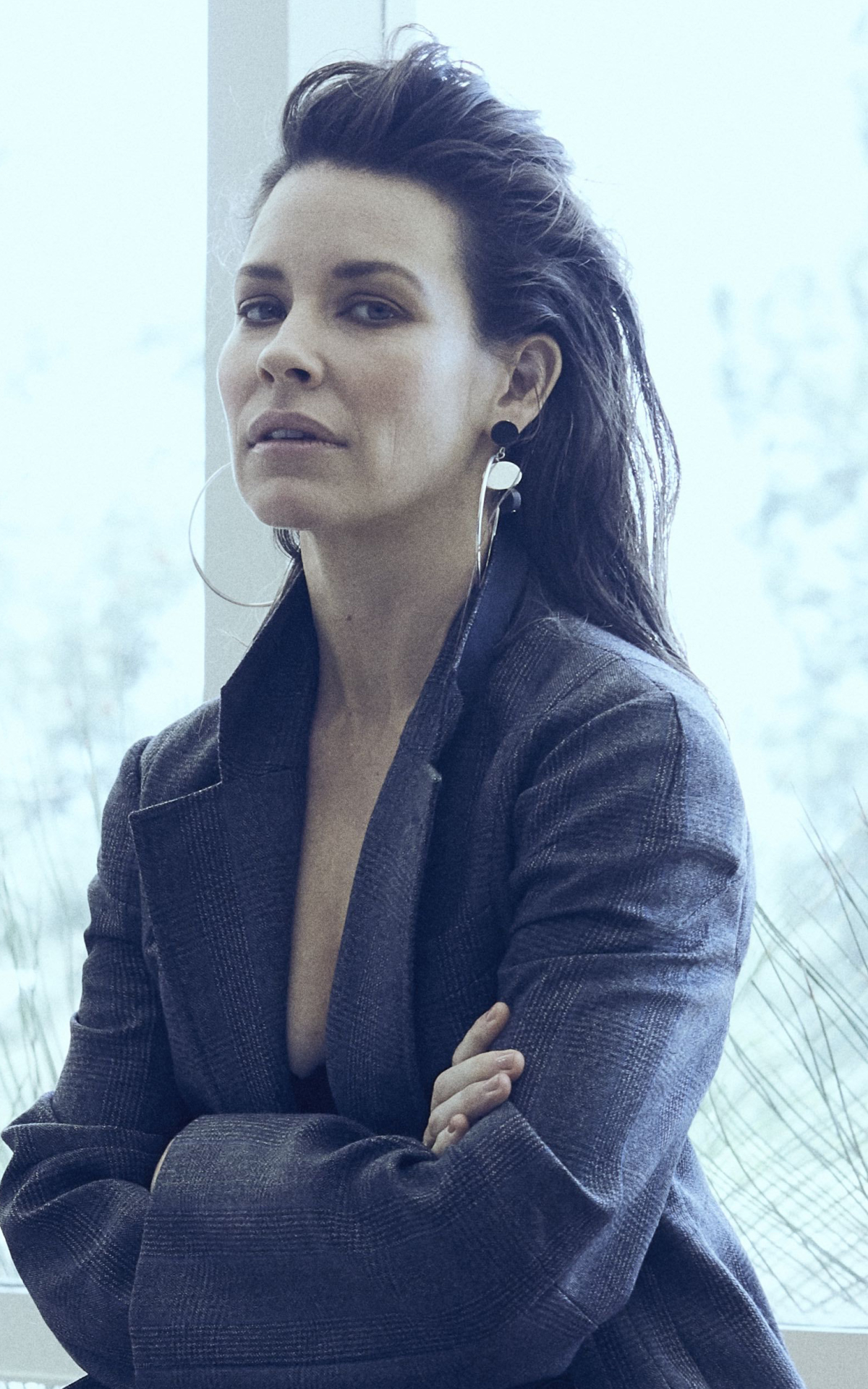 Descarga gratuita de fondo de pantalla para móvil de Celebridades, Evangeline Lilly.