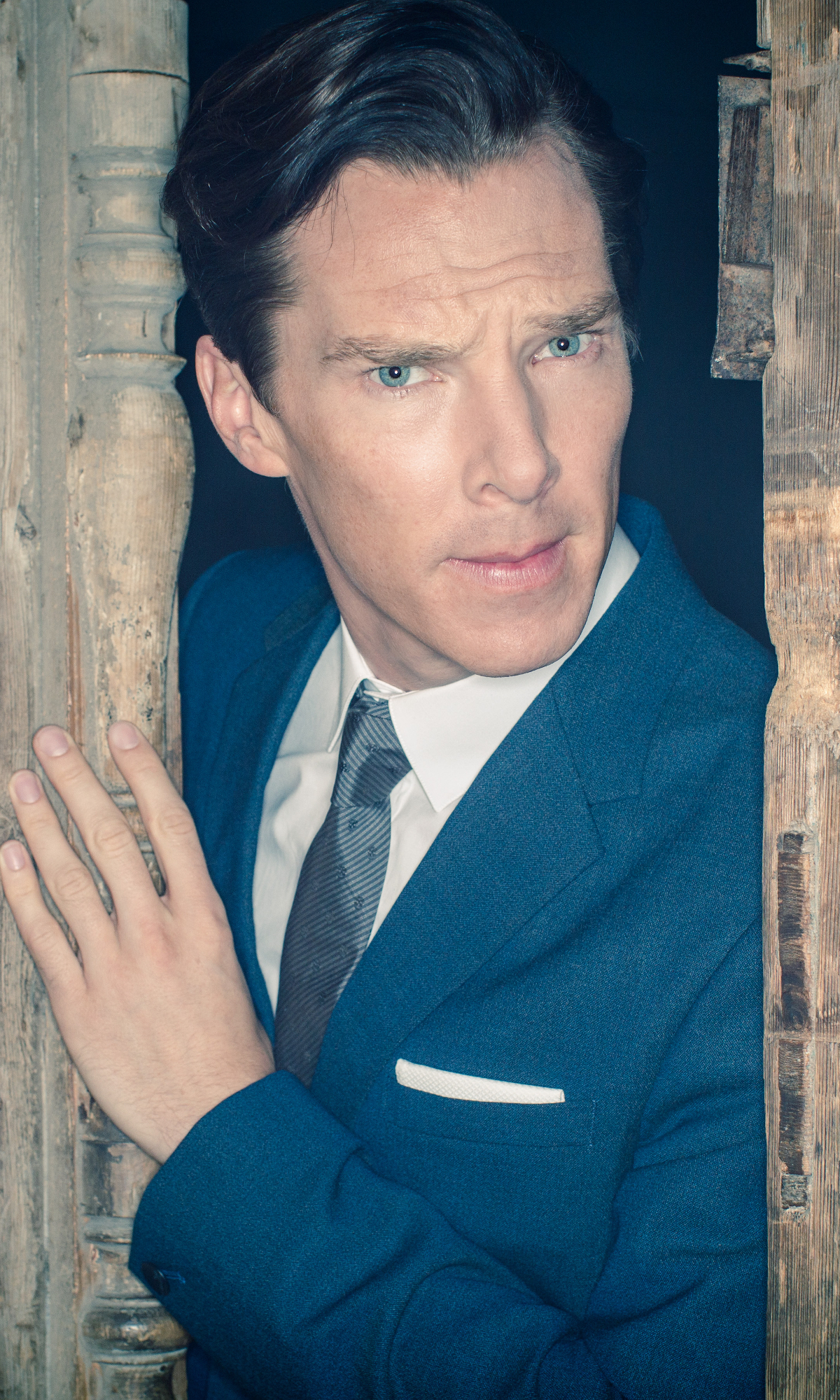 Download mobile wallpaper Benedict Cumberbatch, English, Celebrity, Actor for free.