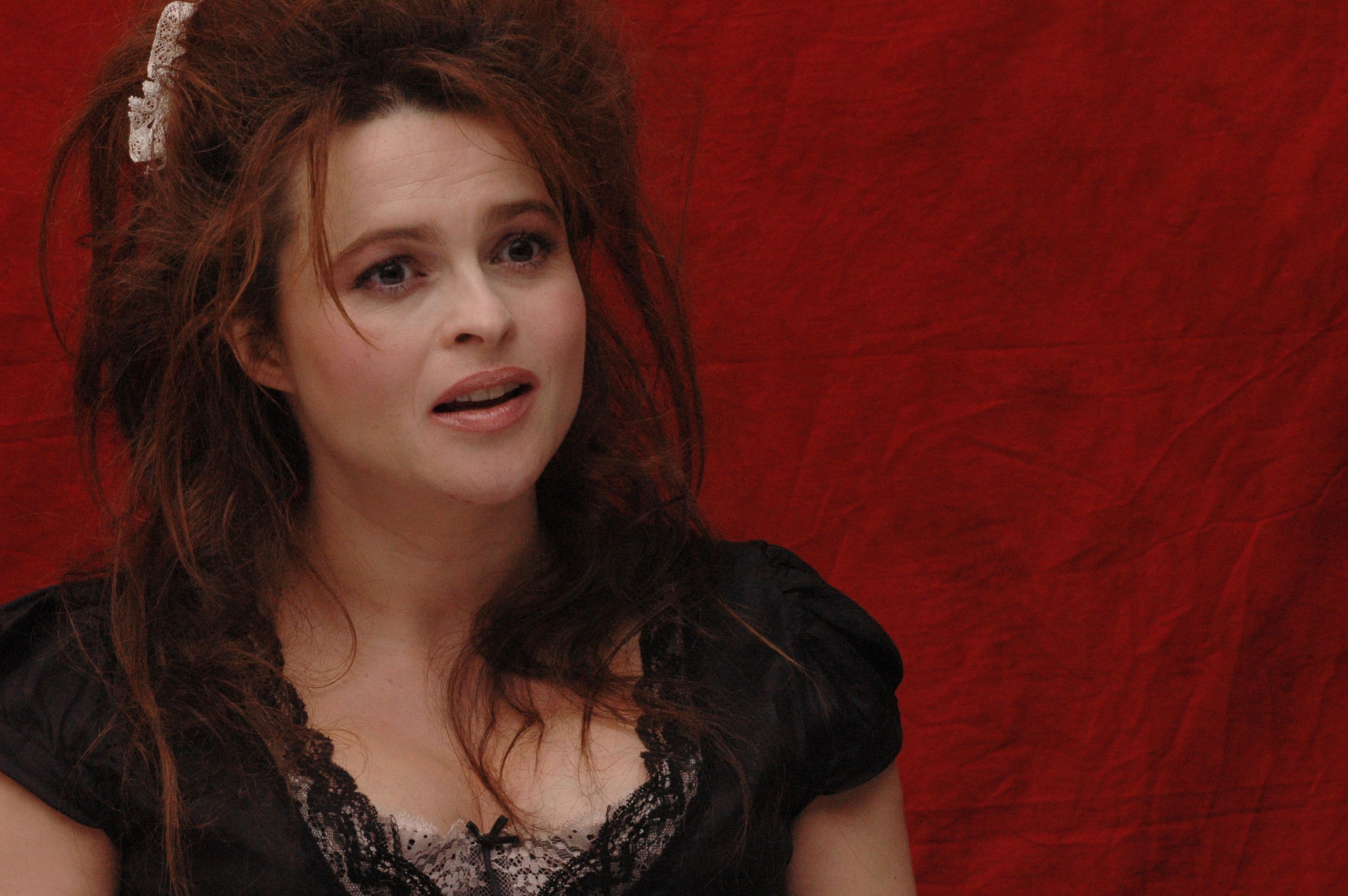 Free download wallpaper Celebrity, Helena Bonham Carter on your PC desktop