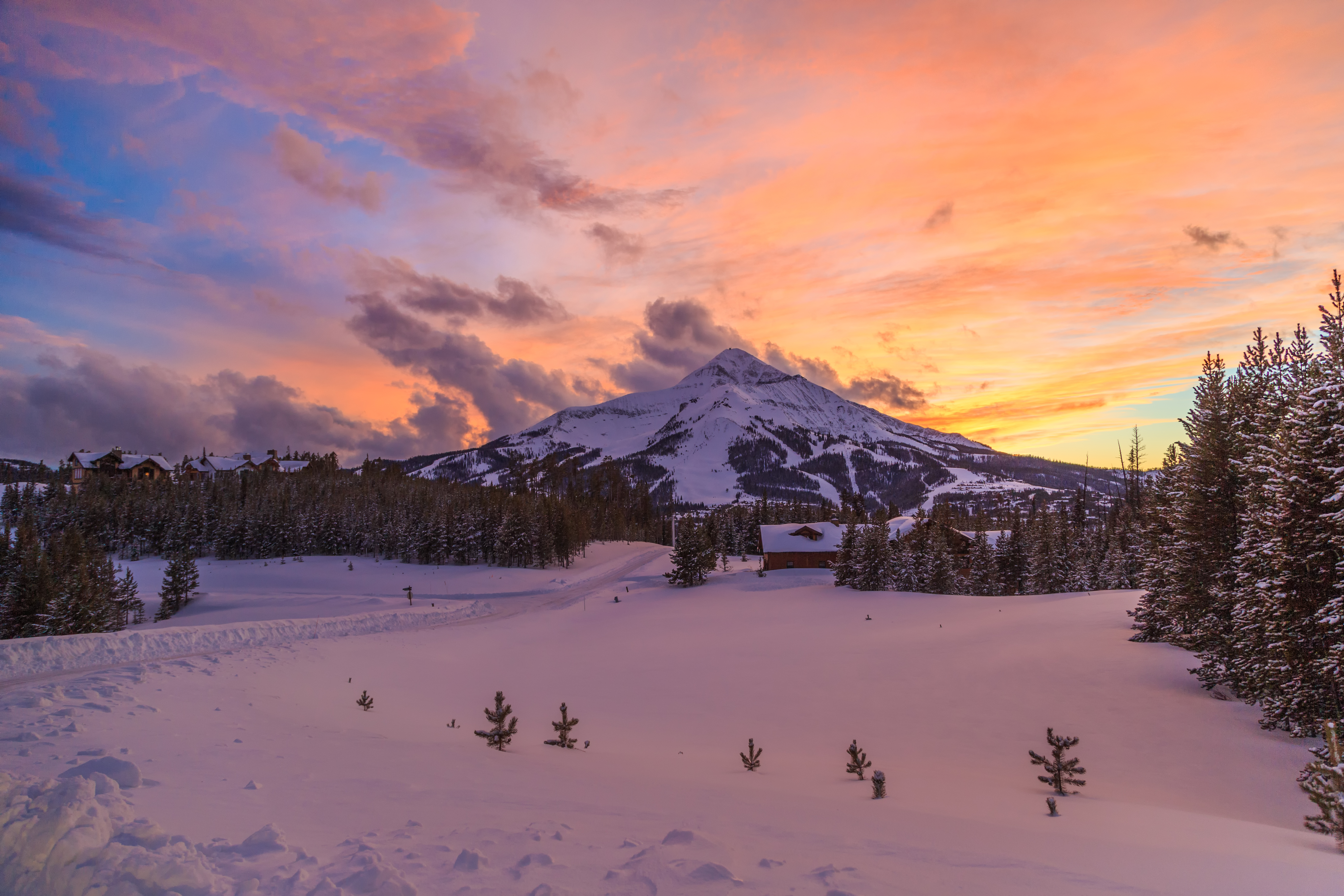 Скачать картинку Монтана, Снег, Природа, Зима, Гора, Закат в телефон бесплатно.