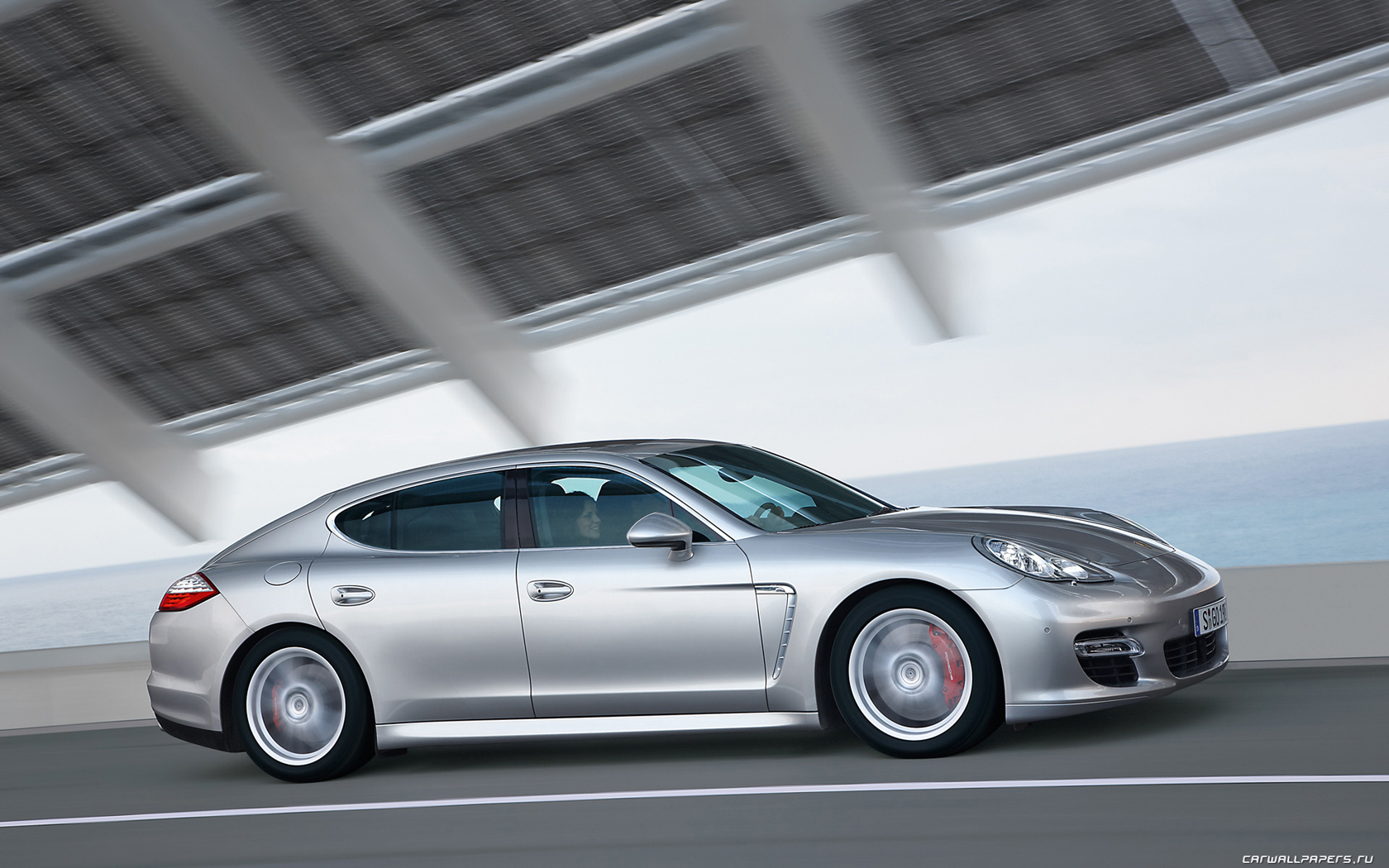 Free download wallpaper Vehicles, Panamera Turbo on your PC desktop