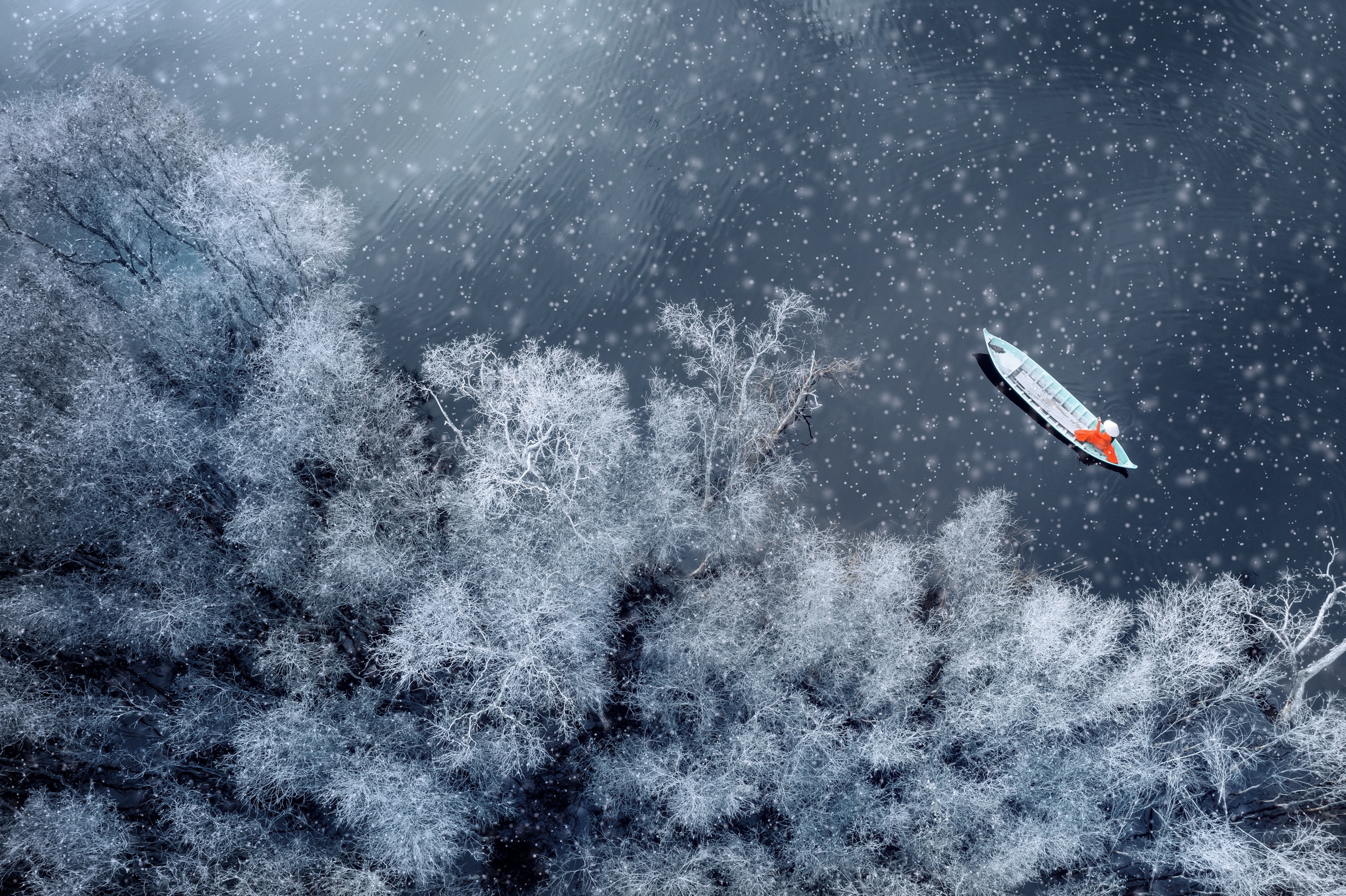 Download mobile wallpaper Winter, Canoe, Snowfall, Aerial, Vehicles for free.