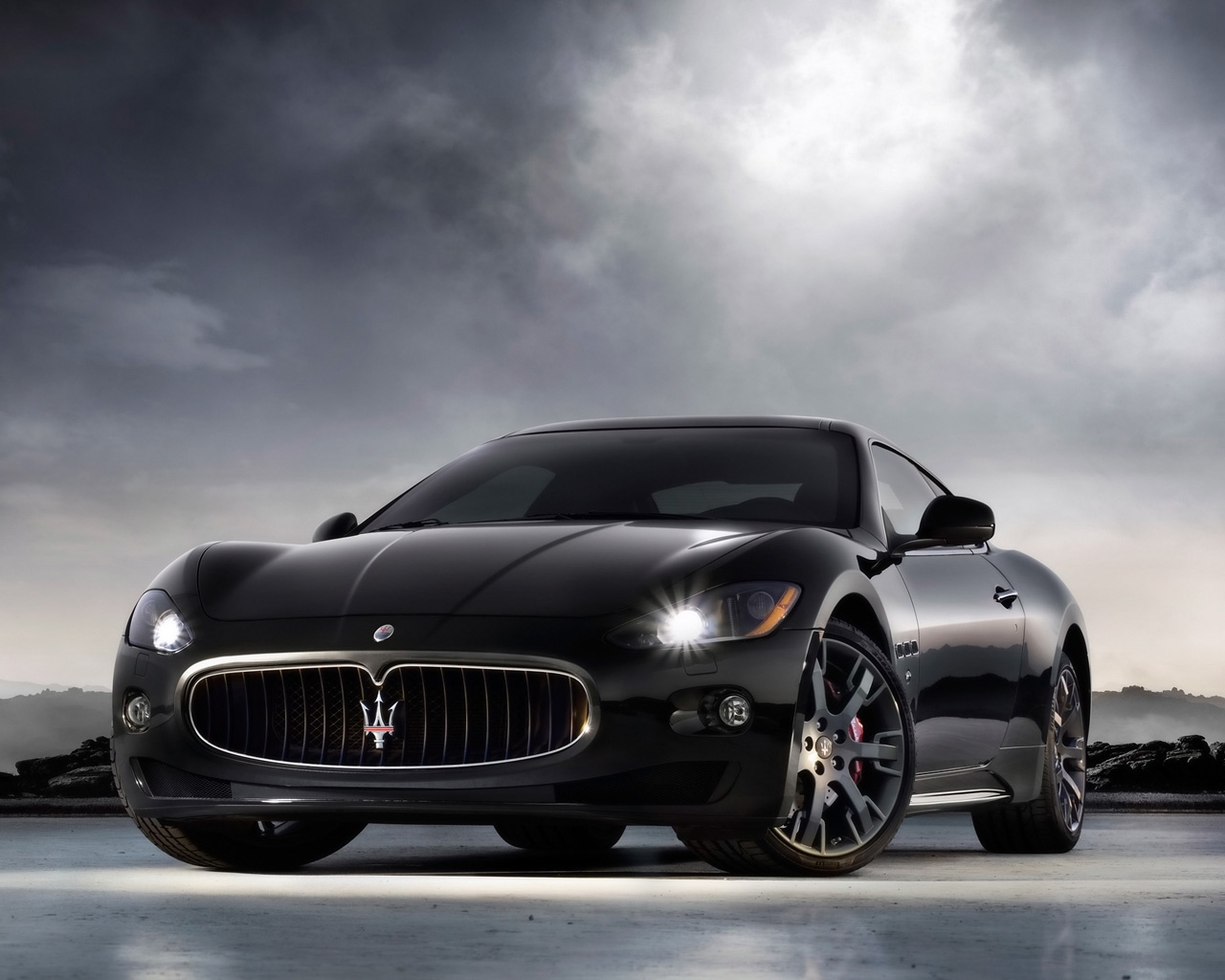 Descarga gratuita de fondo de pantalla para móvil de Transporte, Automóvil, Maserati.