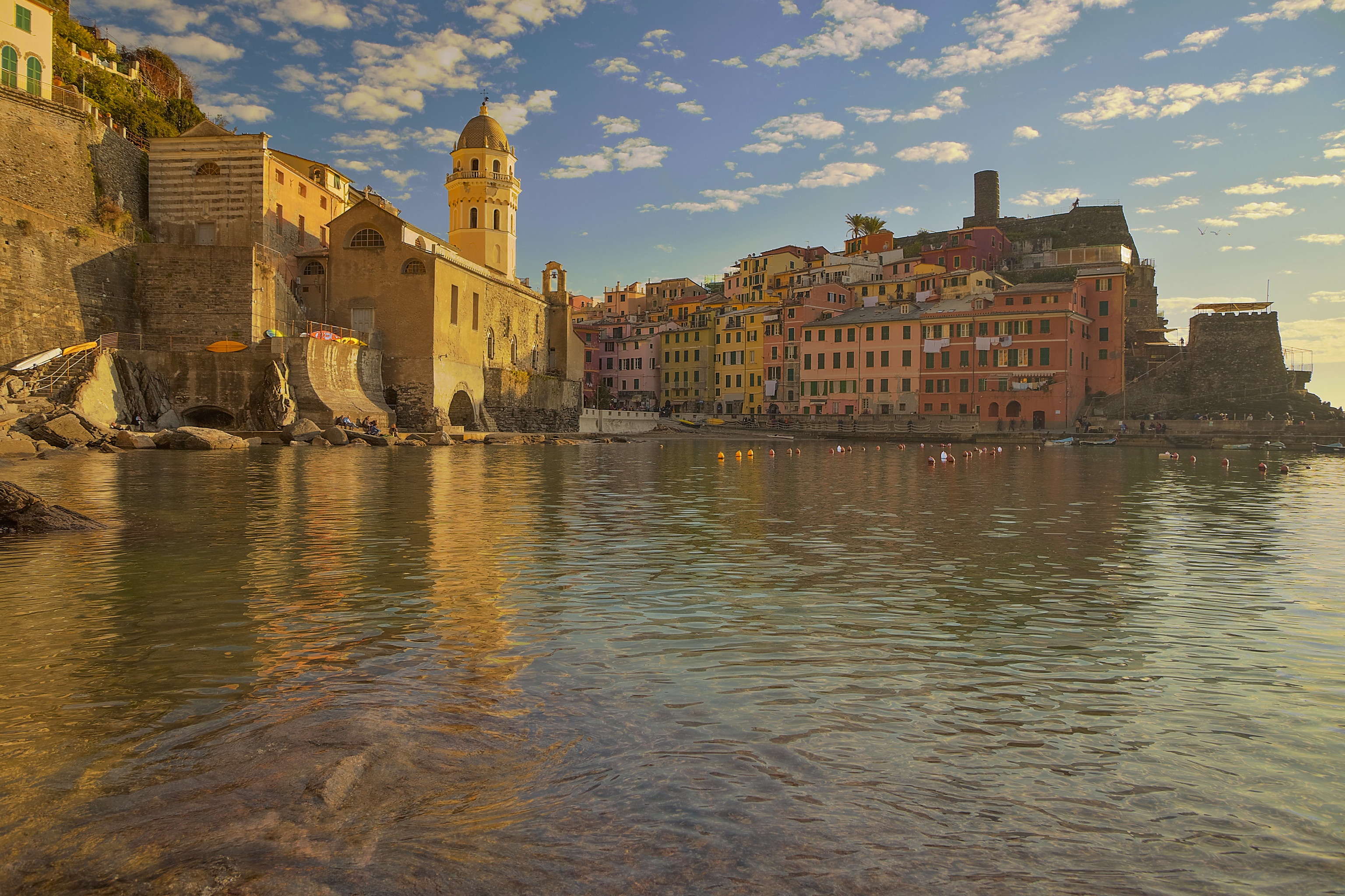 Free download wallpaper Italy, House, Tower, Vernazza, Man Made, Liguria, Towns on your PC desktop