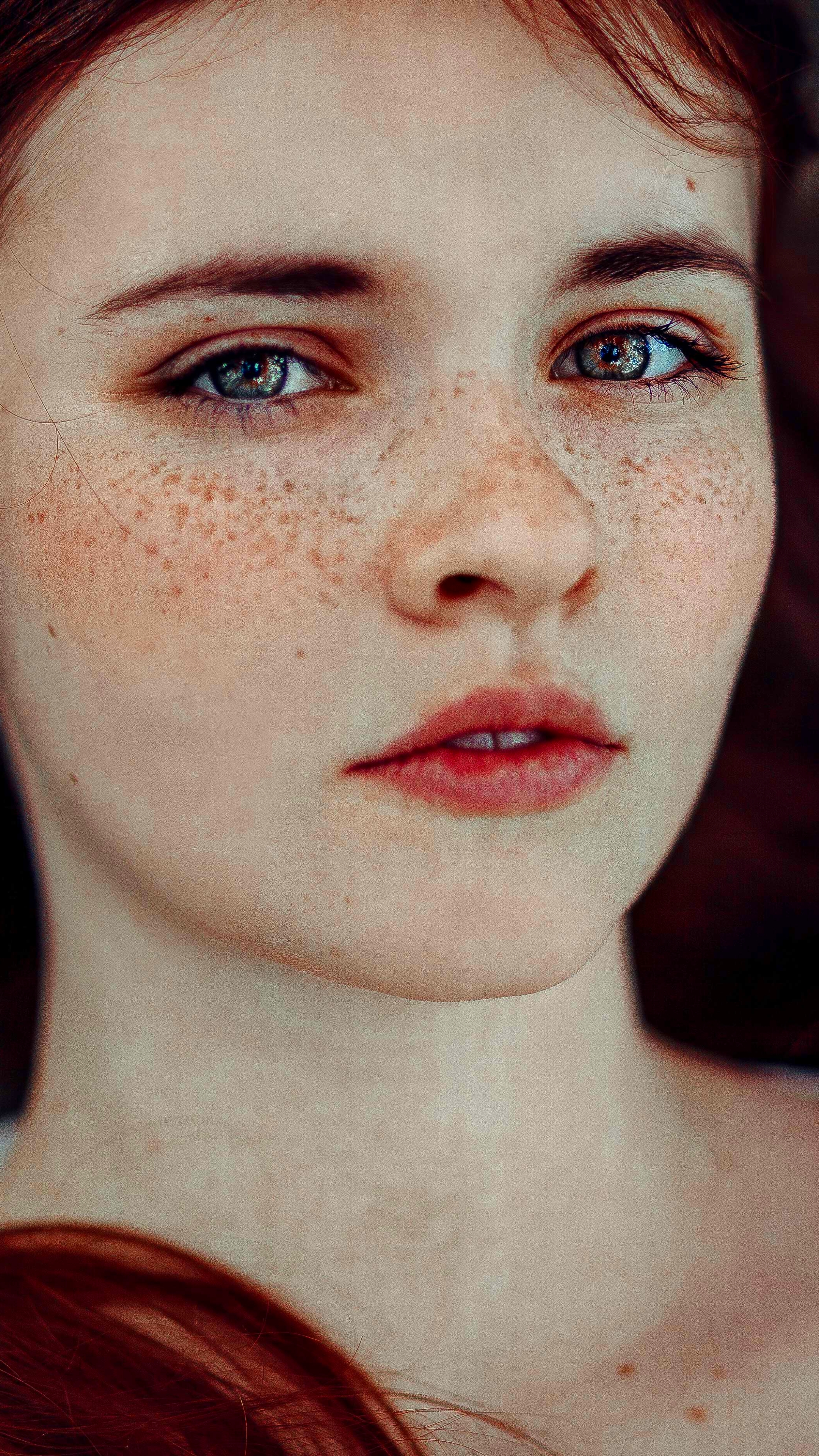 Download mobile wallpaper Face, Model, Women, Blue Eyes, Freckles for free.