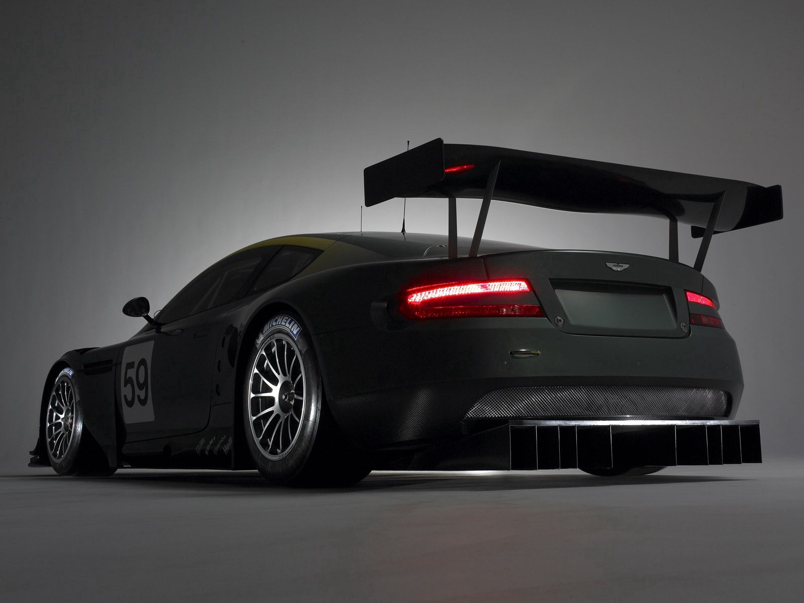 Free download wallpaper Auto, Cars, Side View, Style, 2005, Dbr9, Sports, Aston Martin on your PC desktop
