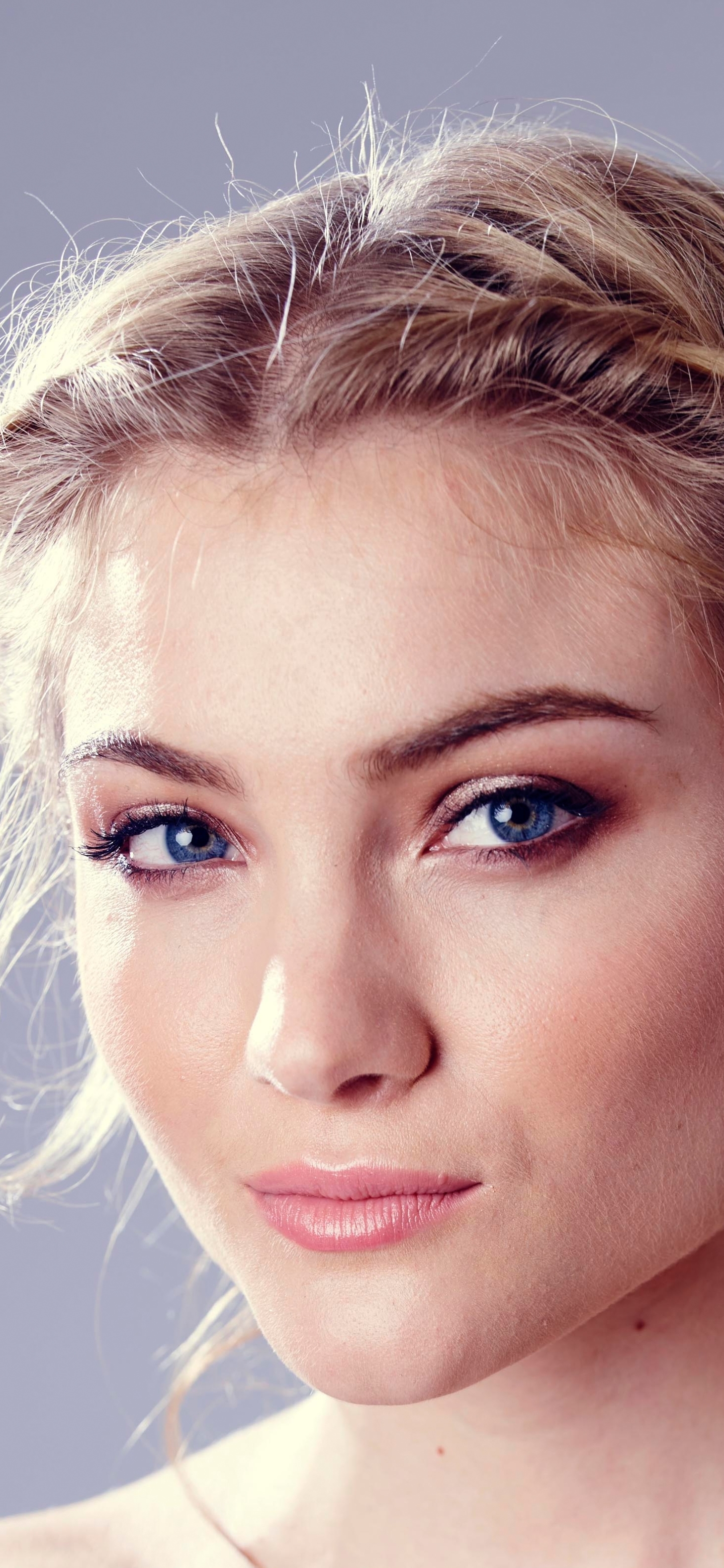 Download mobile wallpaper Blonde, Face, Blue Eyes, American, Celebrity, Actress, Skyler Samuels for free.