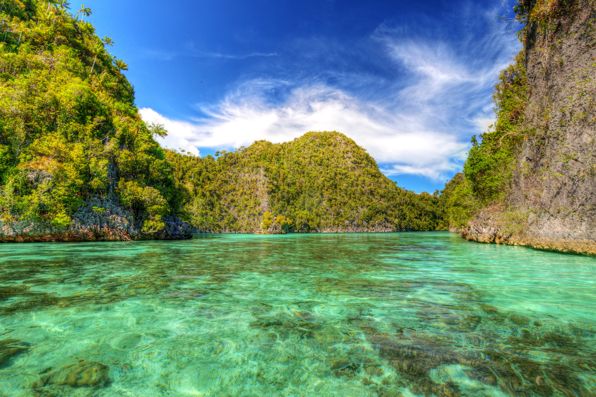 Free download wallpaper Water, Earth, Cliff, Lagoon, Tropical, Indonesia on your PC desktop