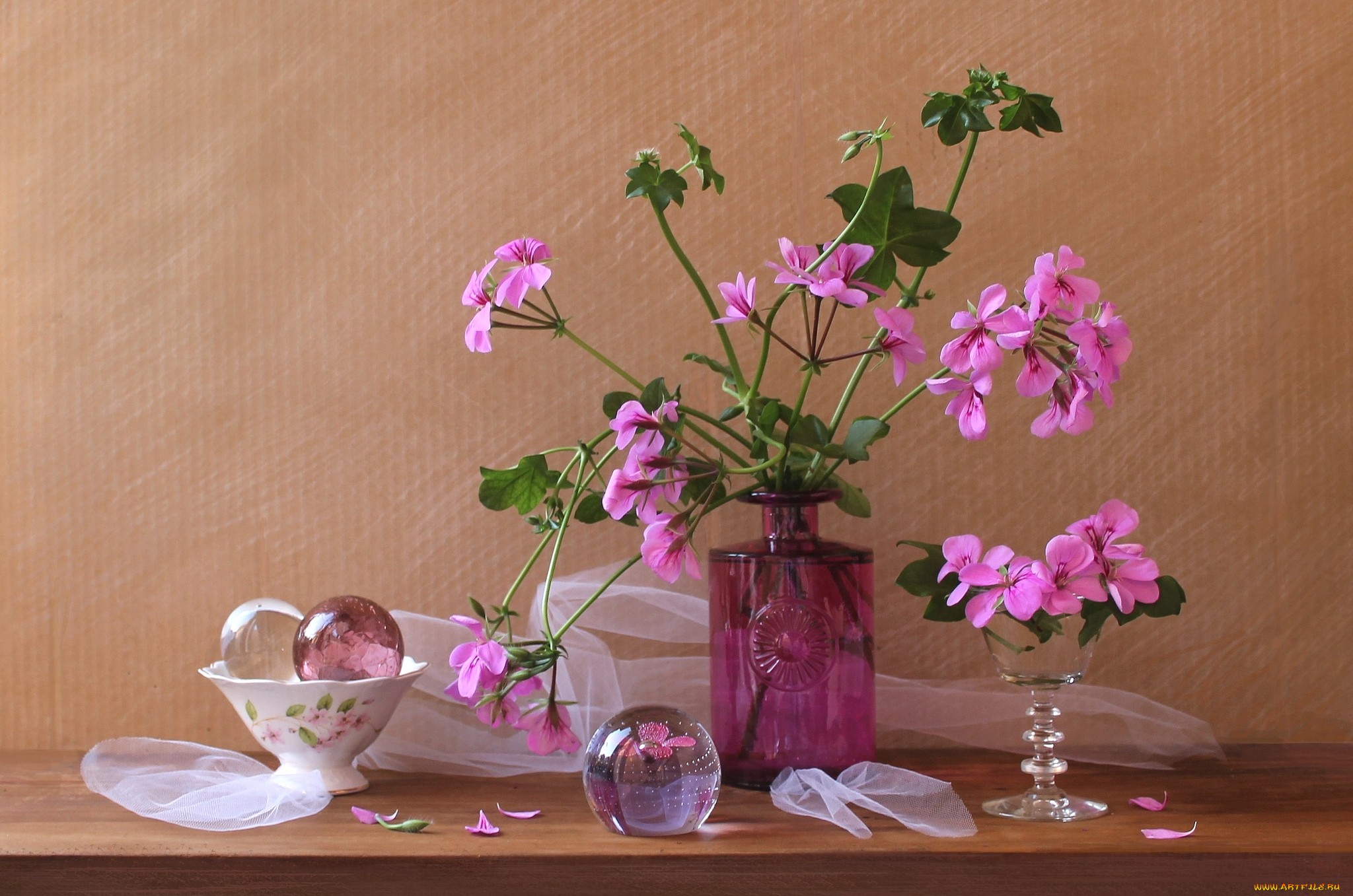 599074壁紙のダウンロードピンクの花, 静物, 写真撮影, 花, 花瓶-スクリーンセーバーと写真を無料で