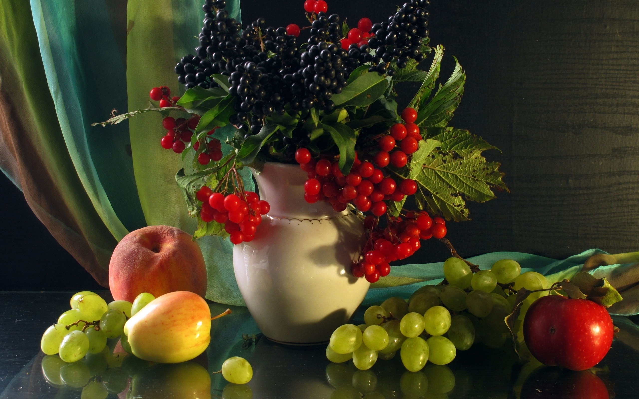 Handy-Wallpaper Obst, Trauben, Nahrungsmittel, Stillleben kostenlos herunterladen.