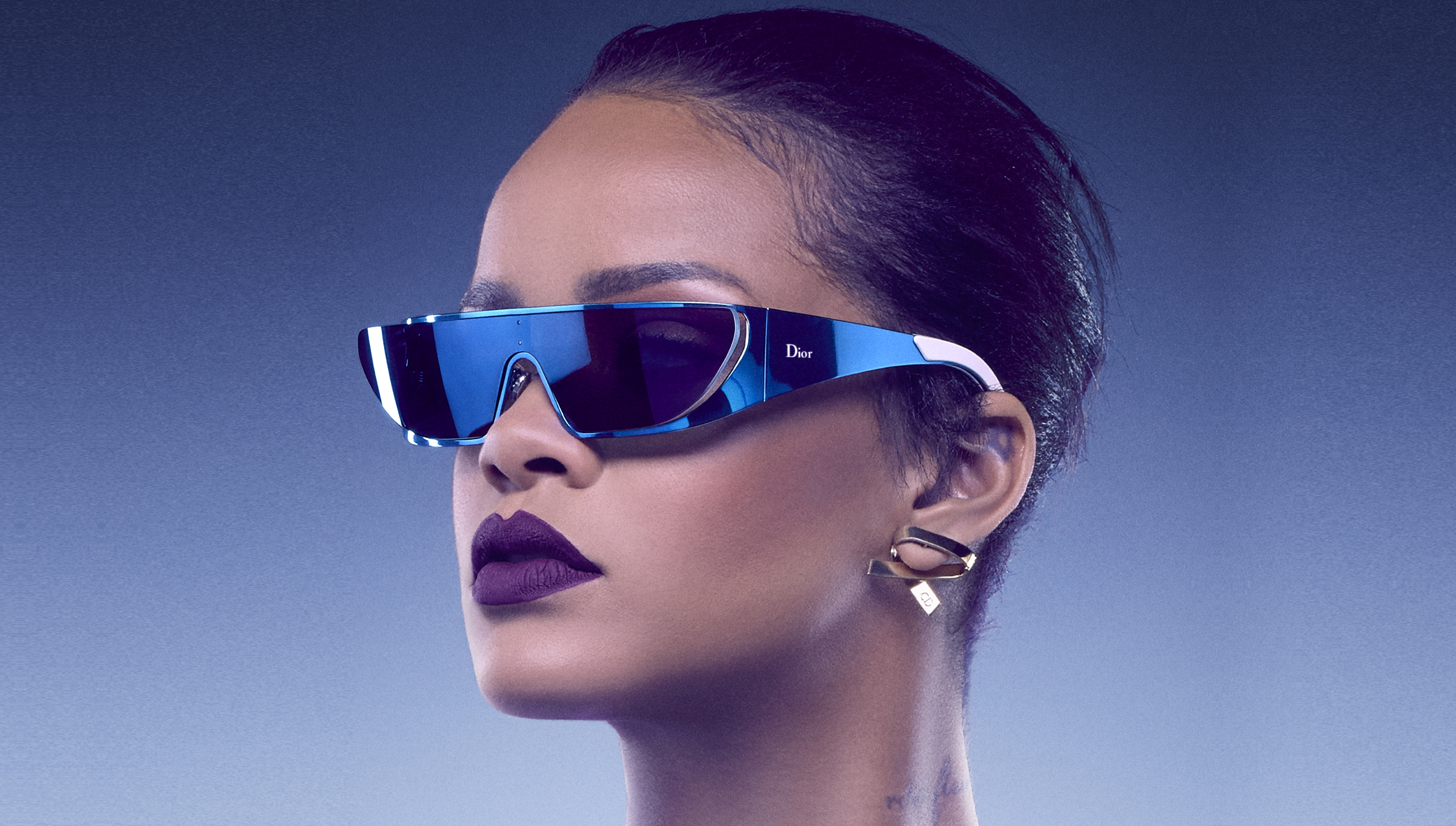 Download mobile wallpaper Music, Rihanna, Singer, Face, Sunglasses, Lipstick for free.