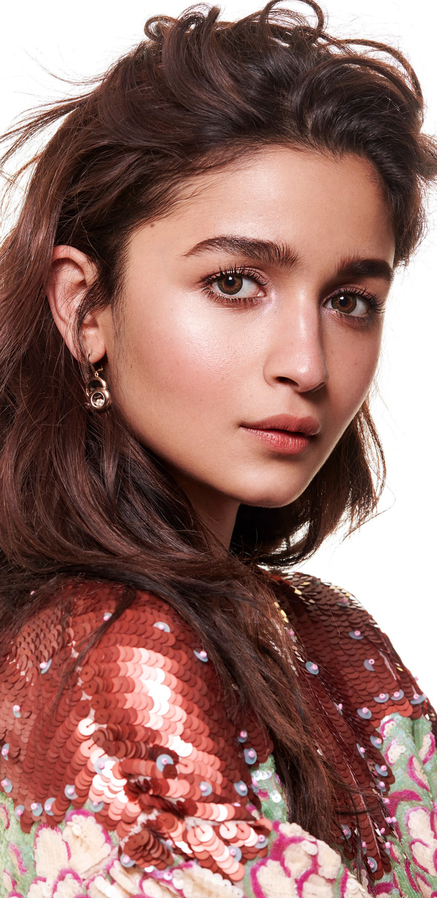 Download mobile wallpaper Brunette, Indian, Celebrity, Brown Eyes, Actress, Bollywood, Alia Bhatt for free.