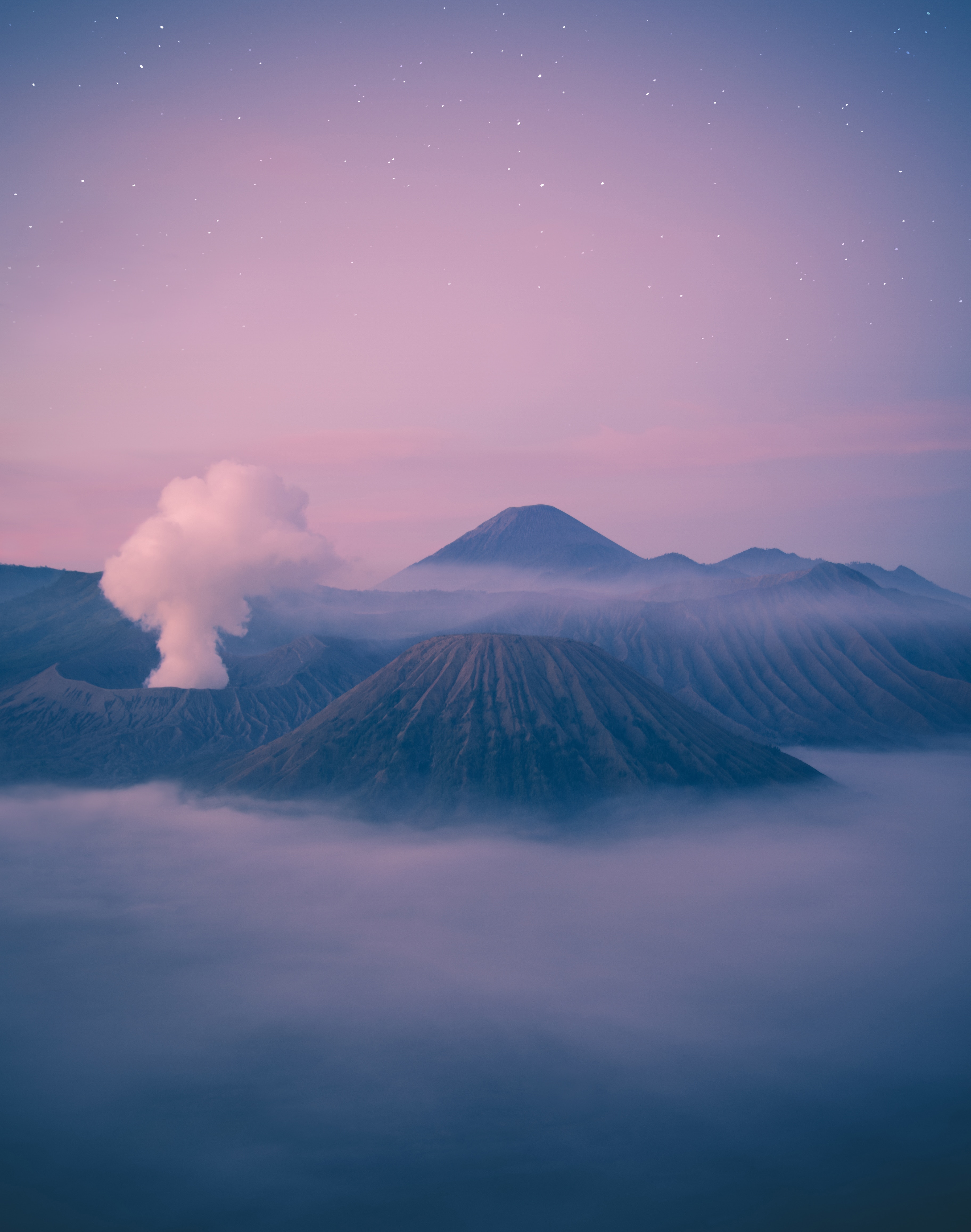 124215 скачать картинку индонезия, природа, облака, гора, туман, гора бромо - обои и заставки бесплатно