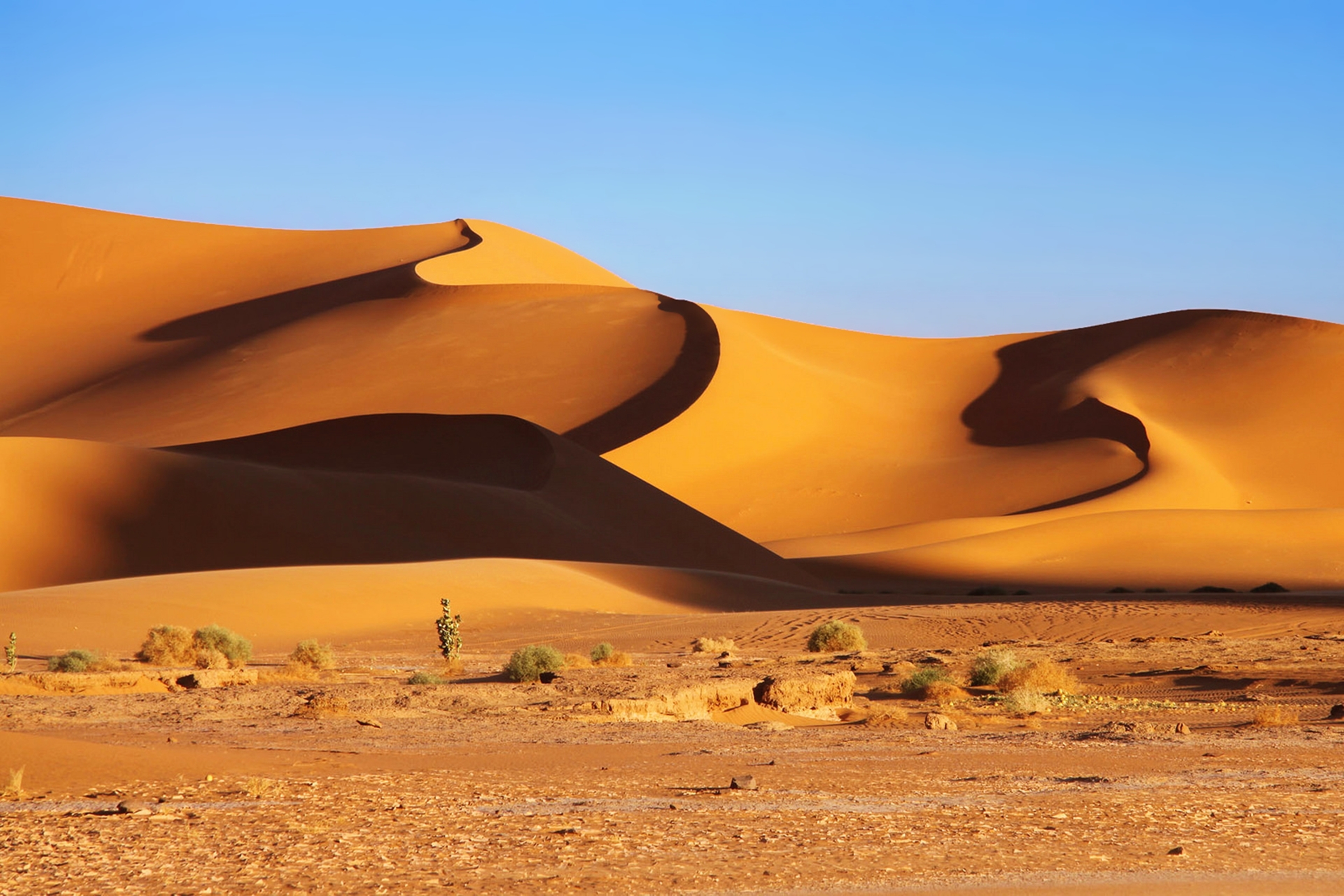 PCデスクトップに風景, 地球, 砂丘, サハラ, アフリカ, 荒野, 砂, アルジェリア, タッシリ・ナジェール画像を無料でダウンロード