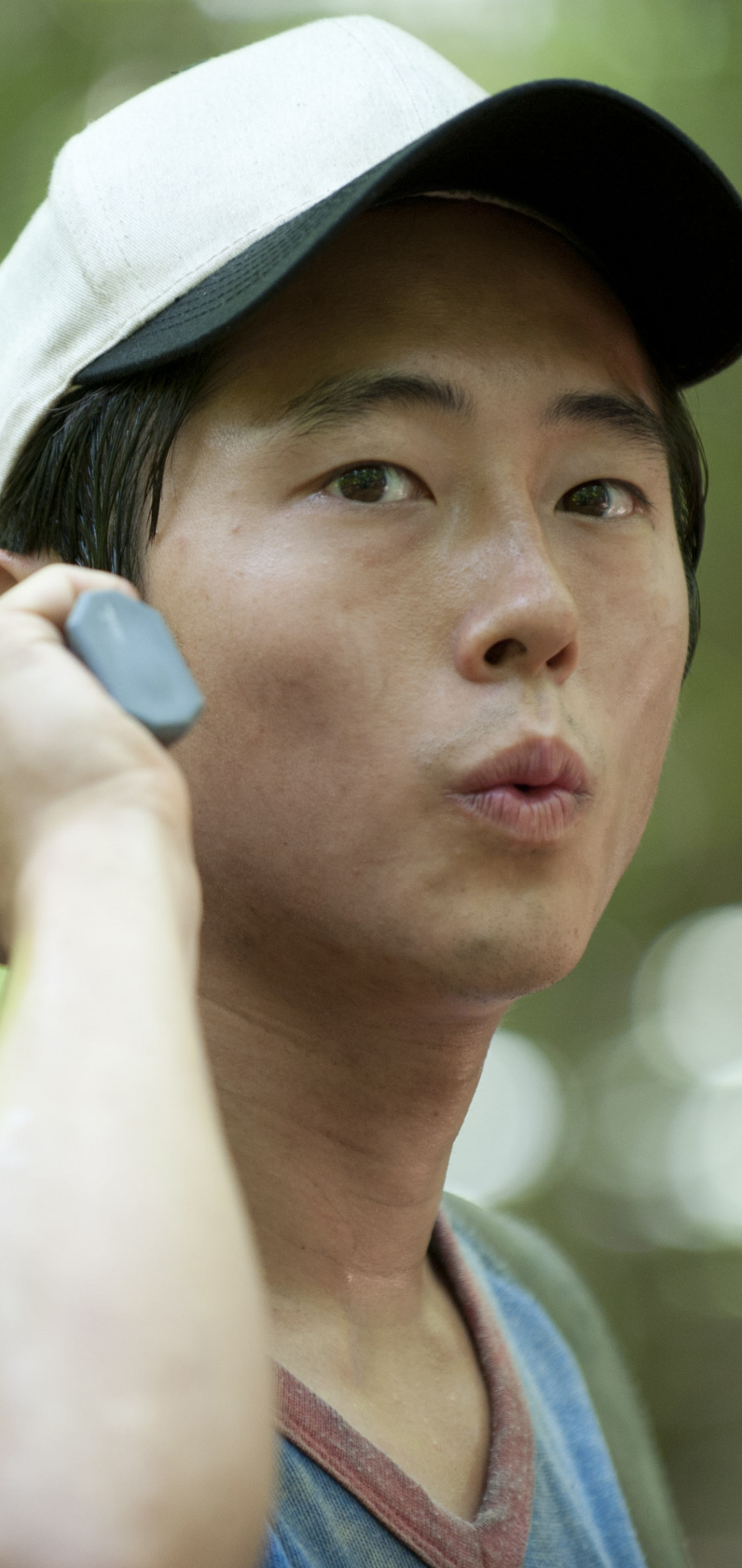 Download mobile wallpaper Tv Show, The Walking Dead, Glenn Rhee, Steven Yeun for free.