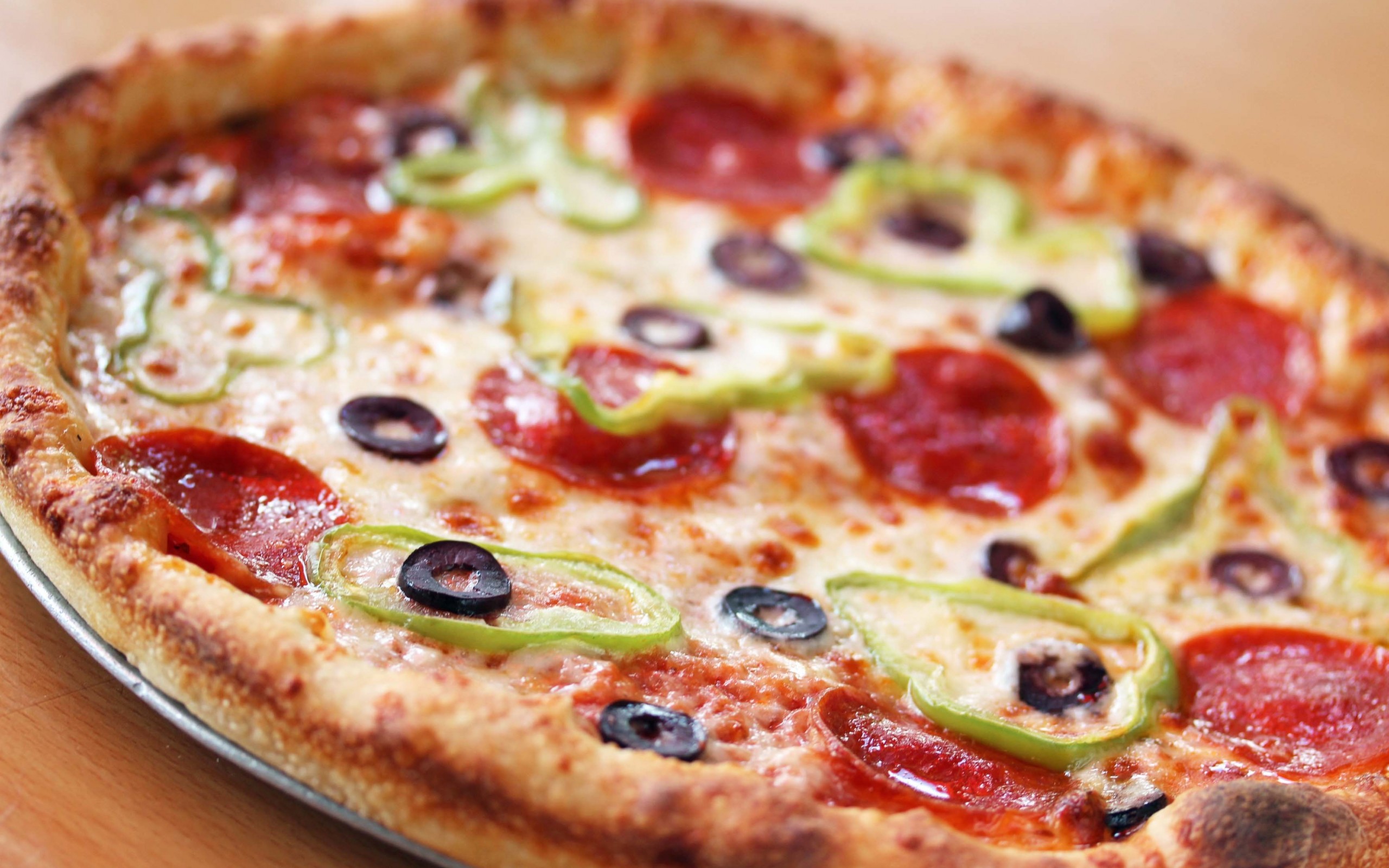 Handy-Wallpaper Pizza, Nahrungsmittel kostenlos herunterladen.