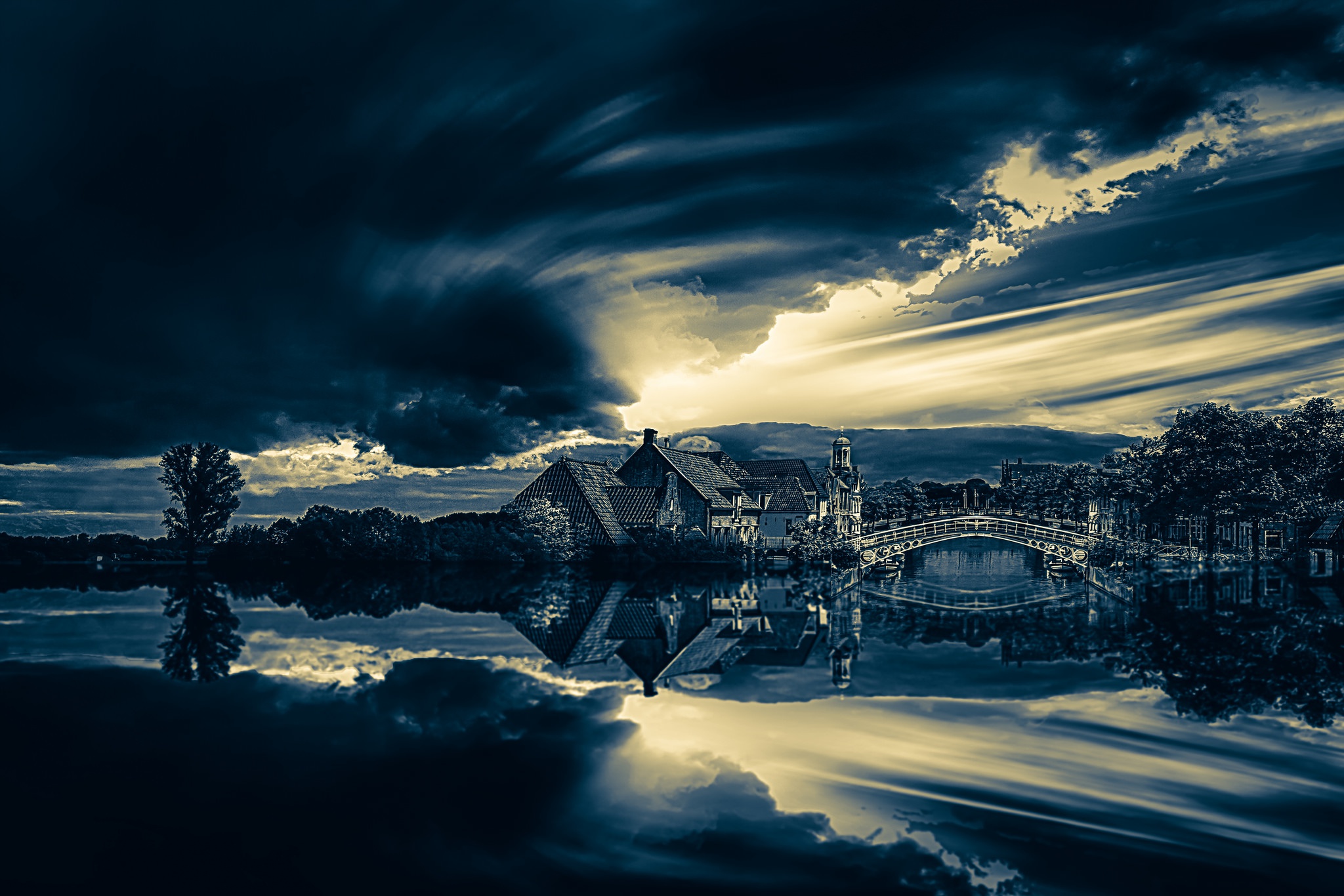 Descarga gratuita de fondo de pantalla para móvil de Naturaleza, Rio, Puente, Nube, Fotografía, Aldea, Reflejo.