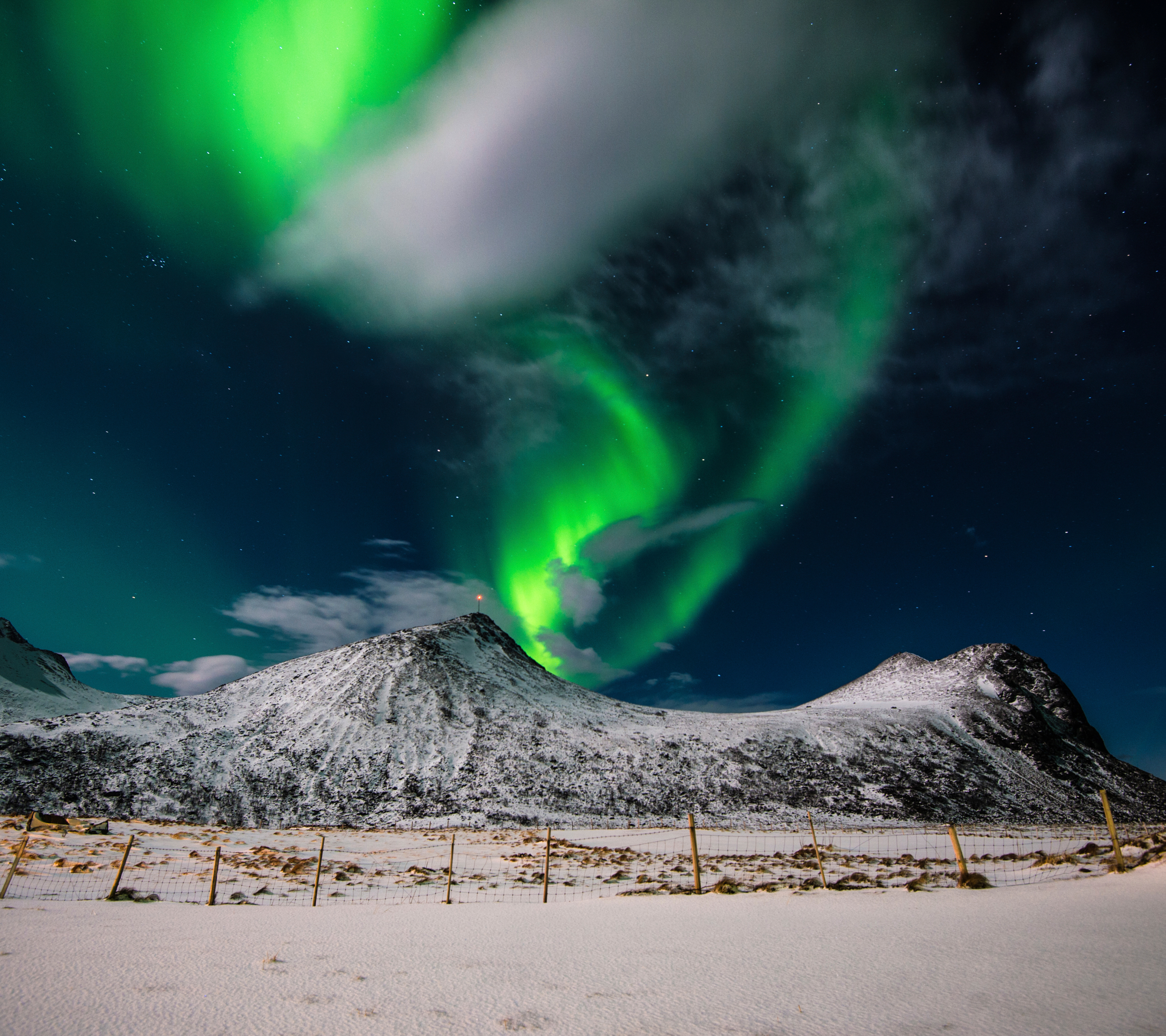 Download mobile wallpaper Landscape, Nature, Sky, Night, Snow, Mountain, Earth, Aurora Borealis, Norway, Lofoten Islands for free.