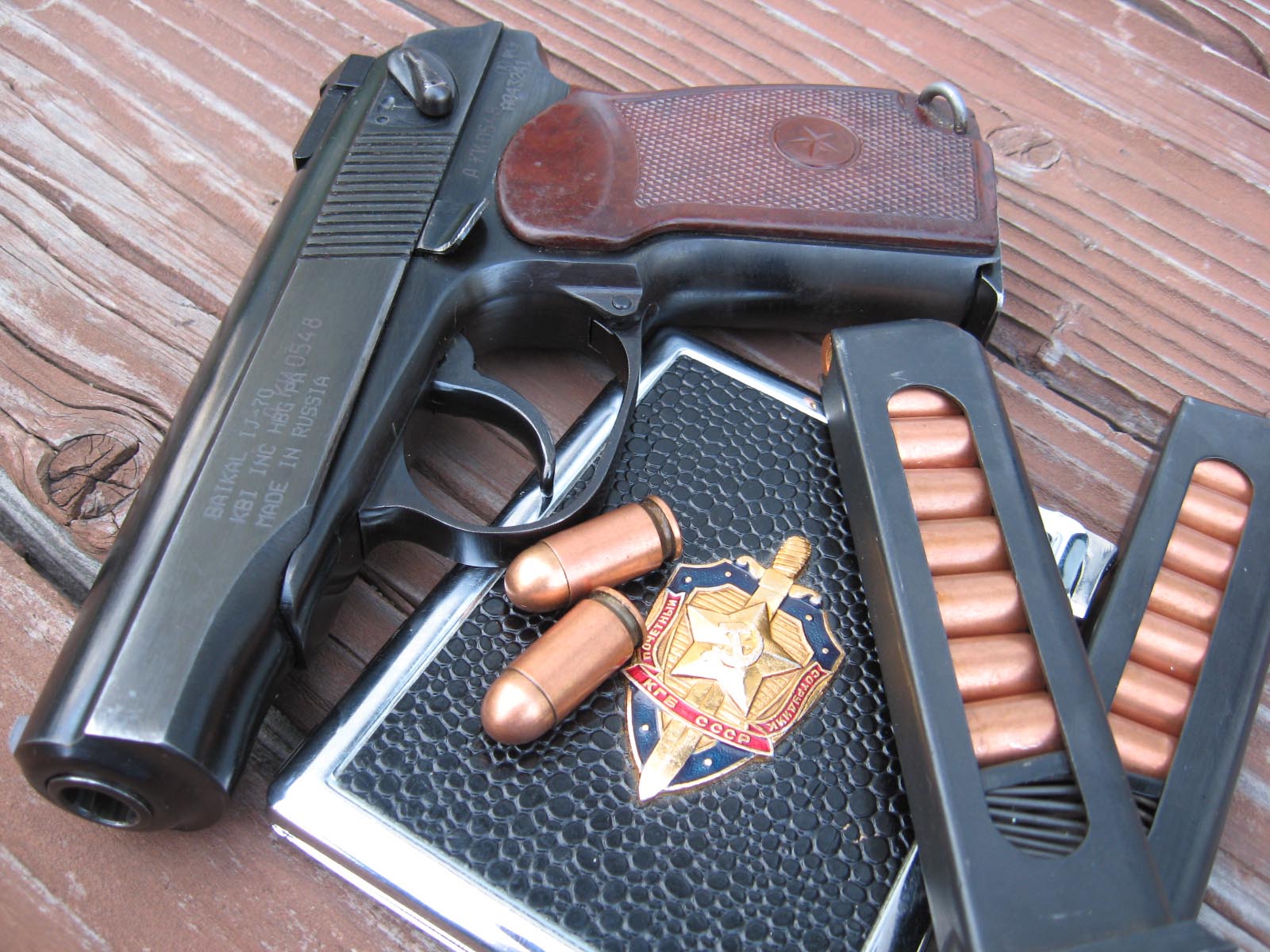 Handy-Wallpaper Pistole, Waffen kostenlos herunterladen.