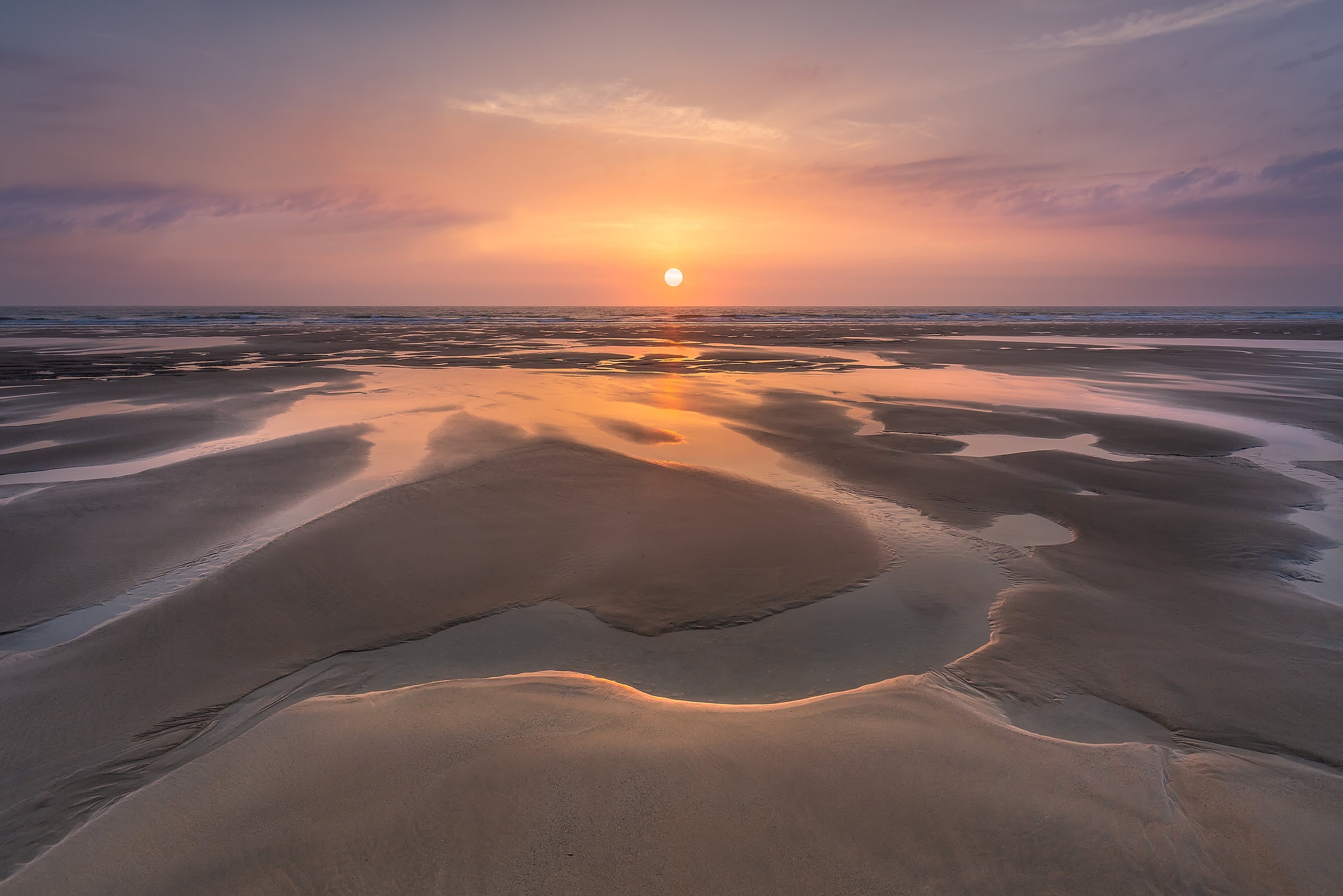 Download mobile wallpaper Nature, Sunset, Sky, Beach, Horizon, Ocean, Earth for free.