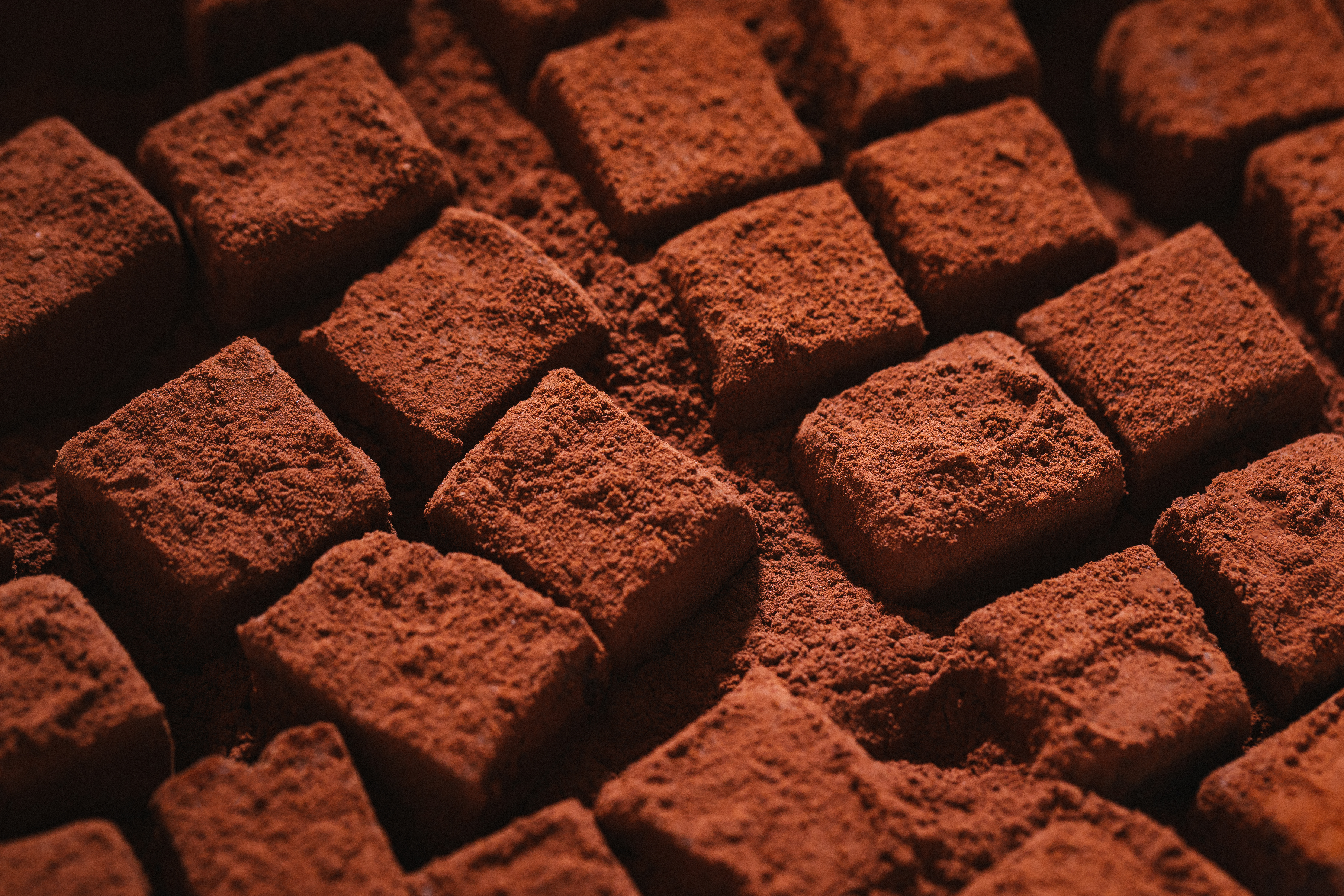 112392 baixar papel de parede chocolate, deserto, macro, em pó, pó, cubos - protetores de tela e imagens gratuitamente