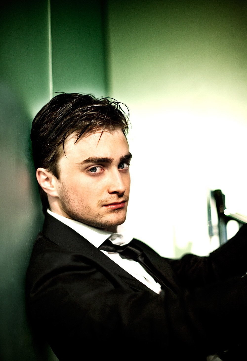 Скачать обои Дэниэл Рэдклифф (Daniel Radcliffe) на телефон бесплатно