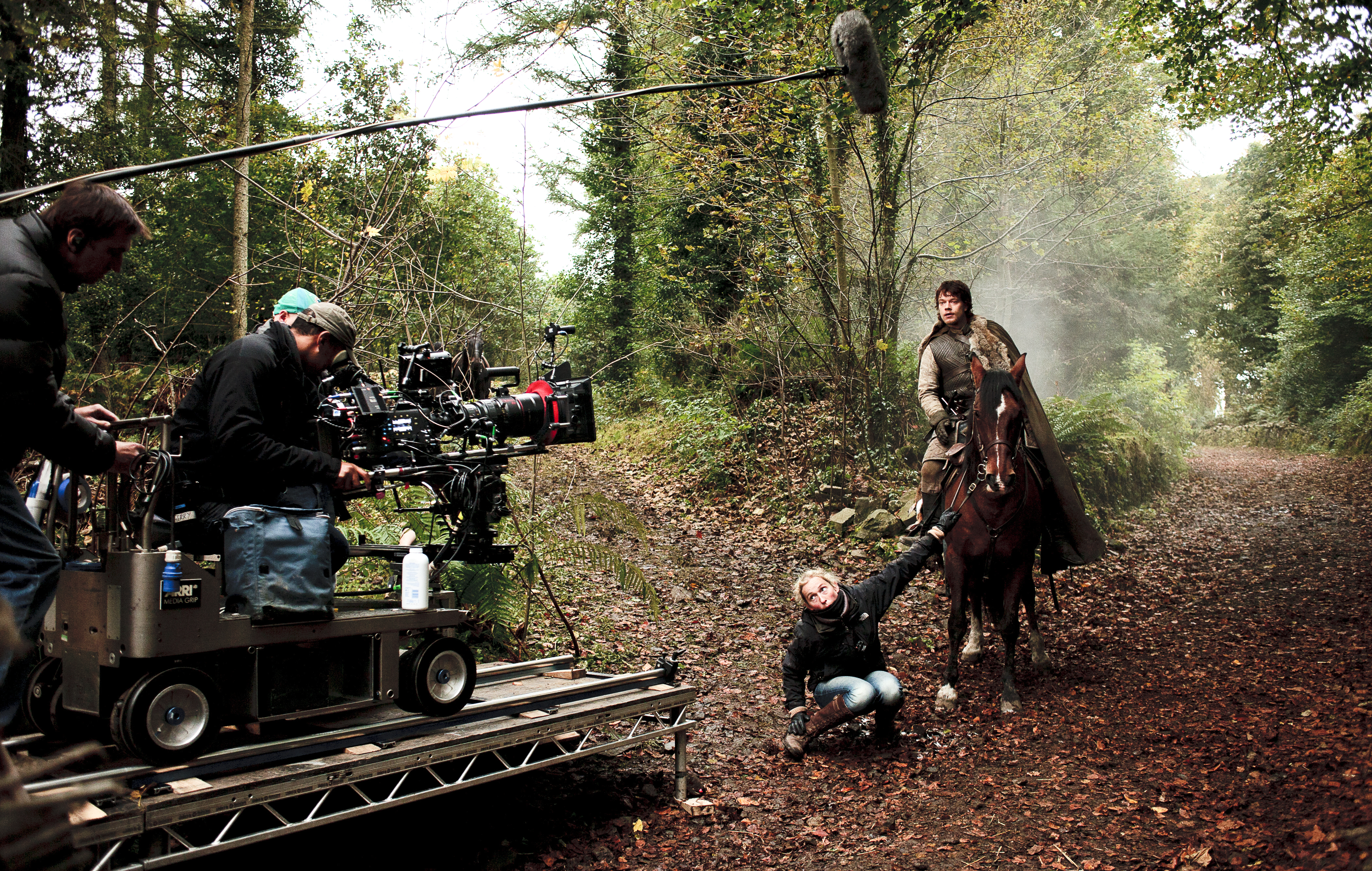 Descarga gratuita de fondo de pantalla para móvil de Juego De Tronos, Series De Televisión, Theon Greyjoy, Alfie Allen.