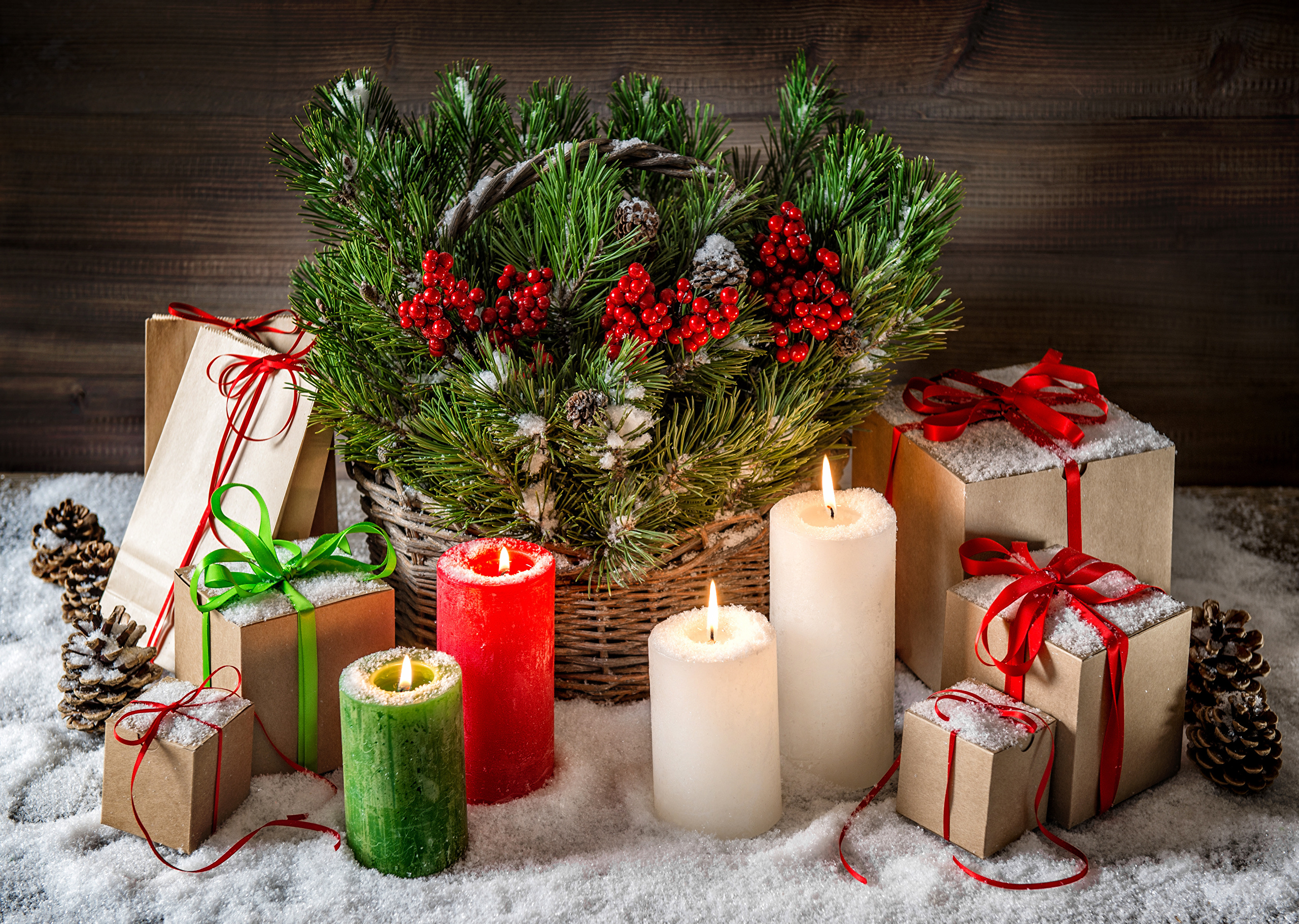 Handy-Wallpaper Feiertage, Weihnachten, Geschenk, Weihnachtsschmuck, Kerze kostenlos herunterladen.