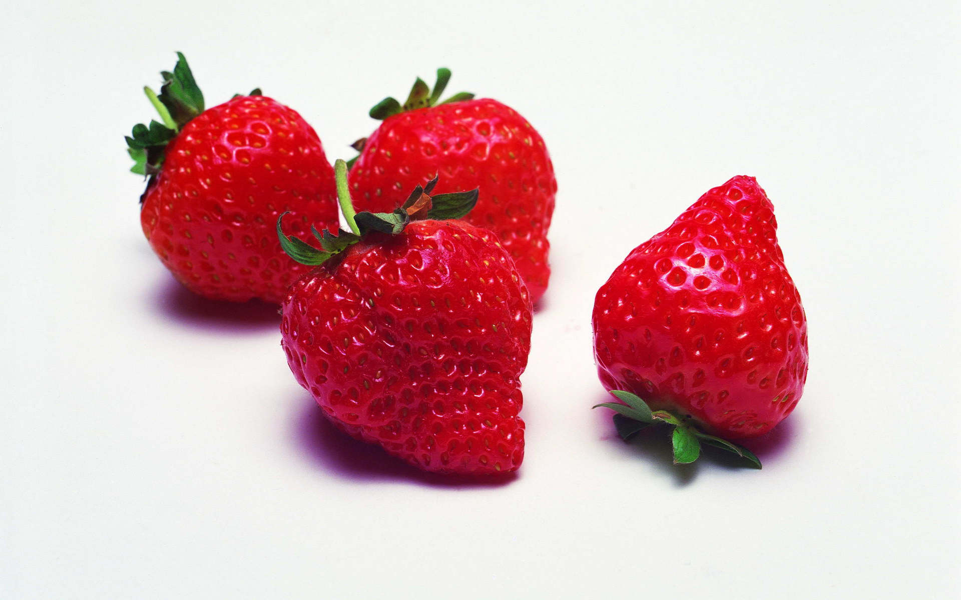 Download mobile wallpaper Strawberry, Fruits, Food for free.
