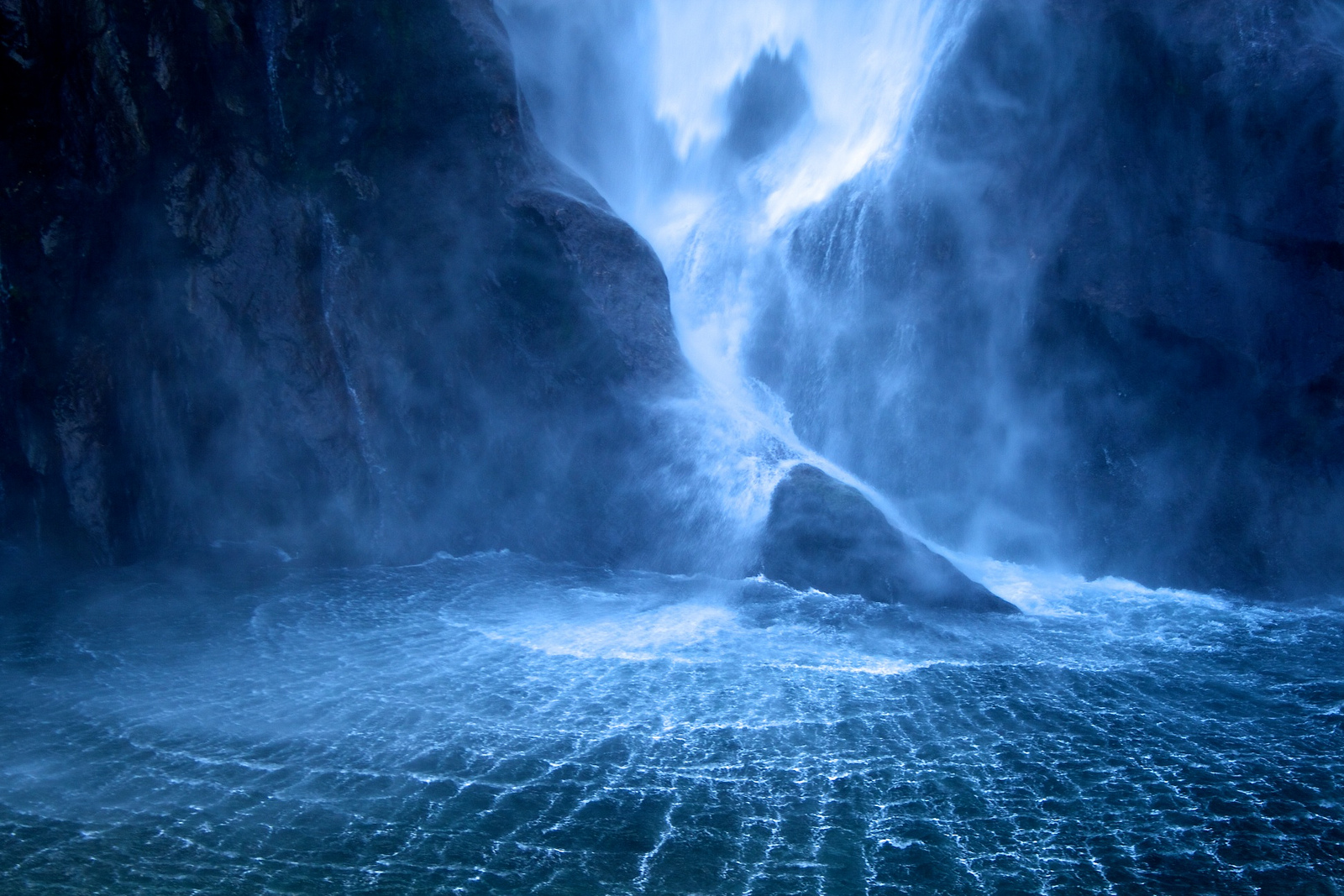 Baixe gratuitamente a imagem Água, Cachoeiras, Terra/natureza, Cachoeira na área de trabalho do seu PC