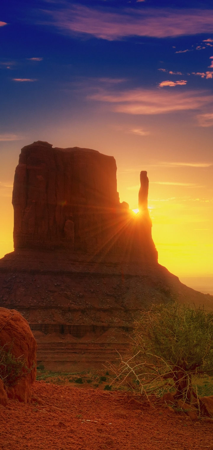 Download mobile wallpaper Sky, Desert, Sunrise, Earth, Utah, Arizona, Monument Valley, Sunbeam, Sunbean for free.
