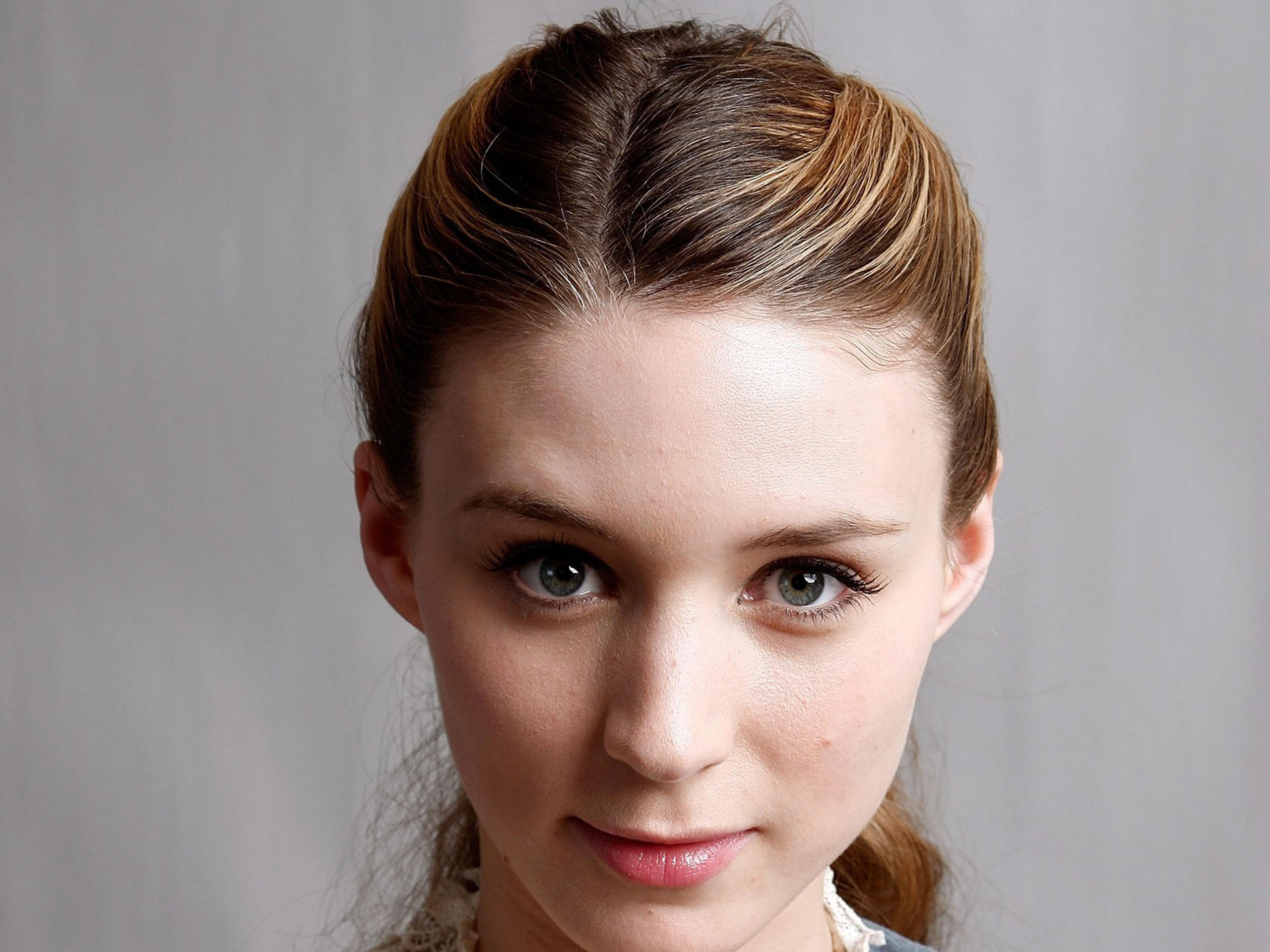 Download mobile wallpaper Face, Brunette, Green Eyes, American, Celebrity, Actress, Rooney Mara for free.