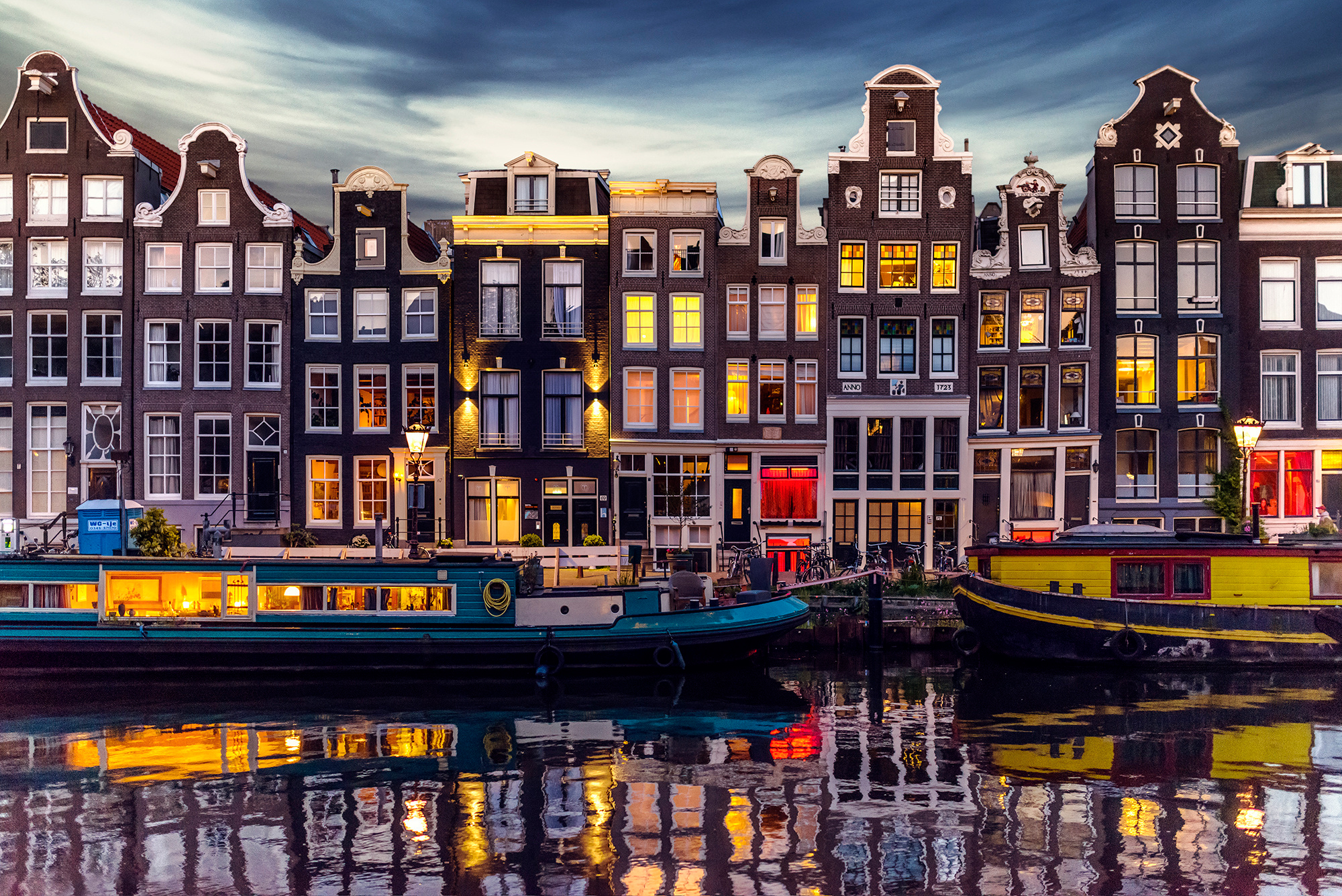 376165 завантажити картинку створено людиною, амстердам, човен, канал, місто, будинок, нідерланди, рефлексія, міста - шпалери і заставки безкоштовно