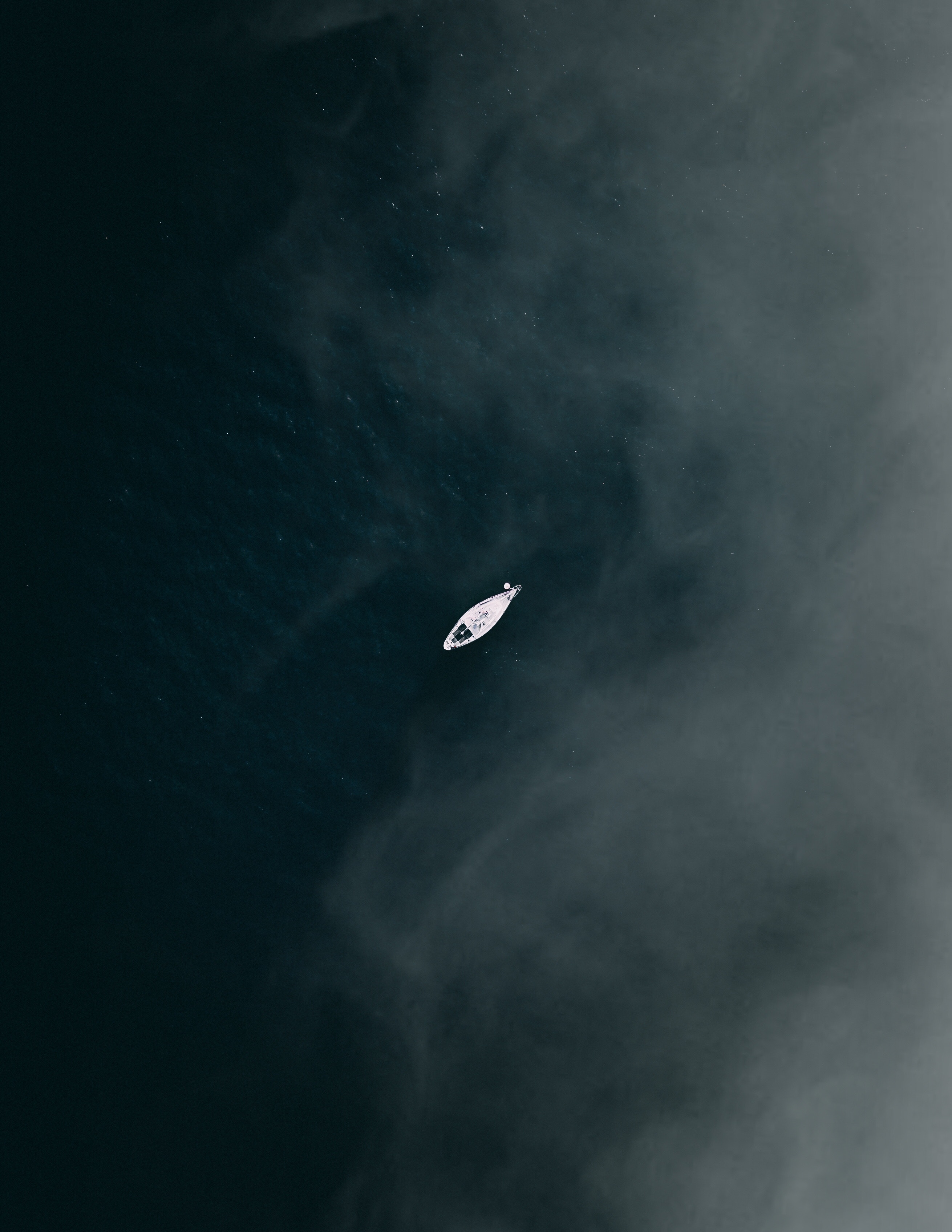 99405 завантажити картинку мінімалізм, вид зверху, озеро, туман, човен, спокій - шпалери і заставки безкоштовно