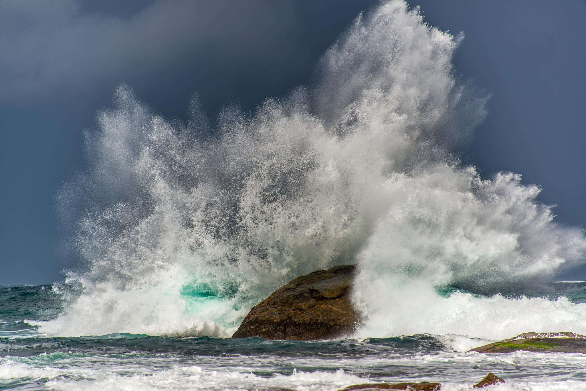 Baixe gratuitamente a imagem Mar, Oceano, Splash, Onda, Terra/natureza na área de trabalho do seu PC