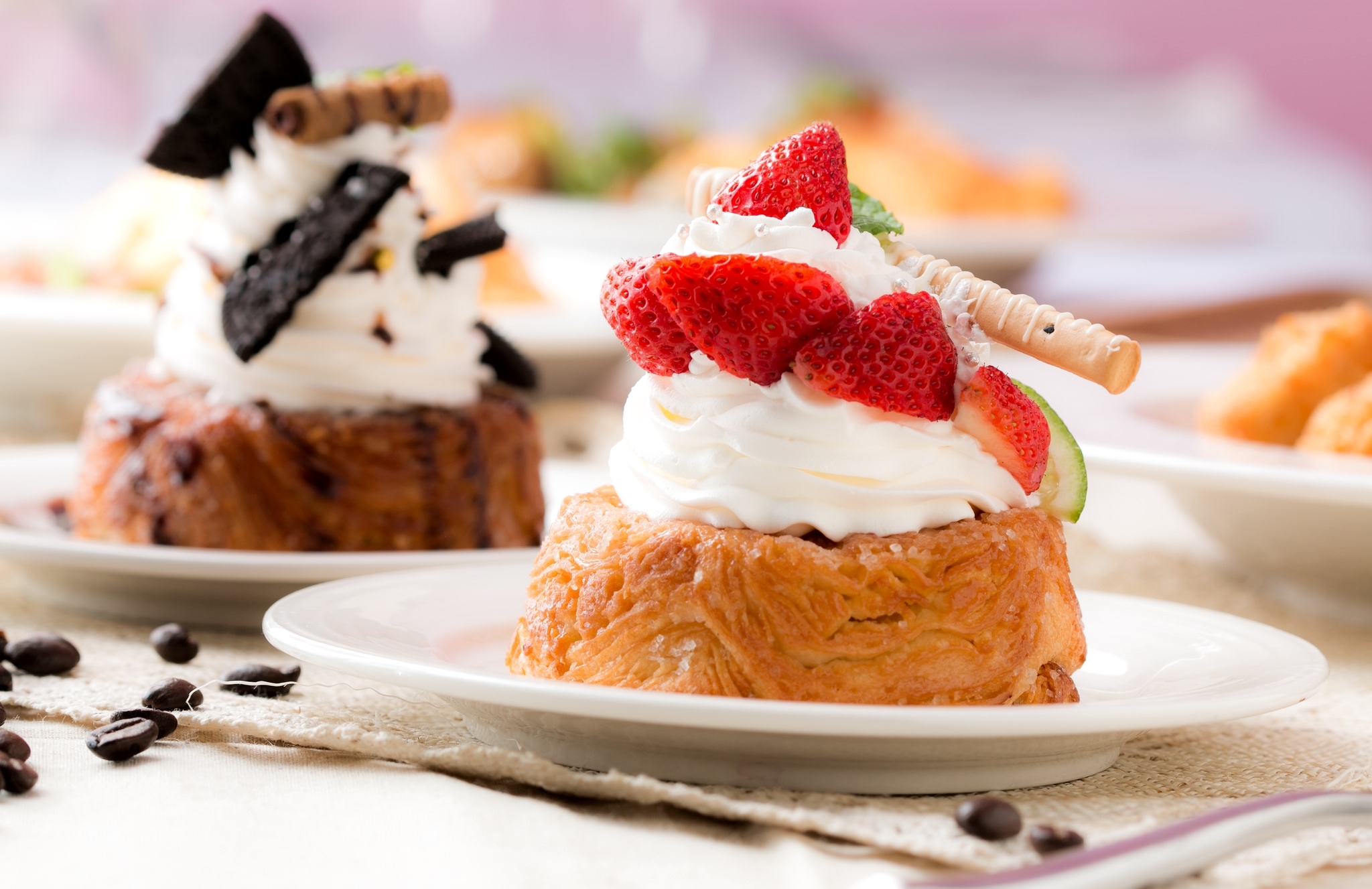 Download mobile wallpaper Food, Dessert, Cream, Pastry for free.