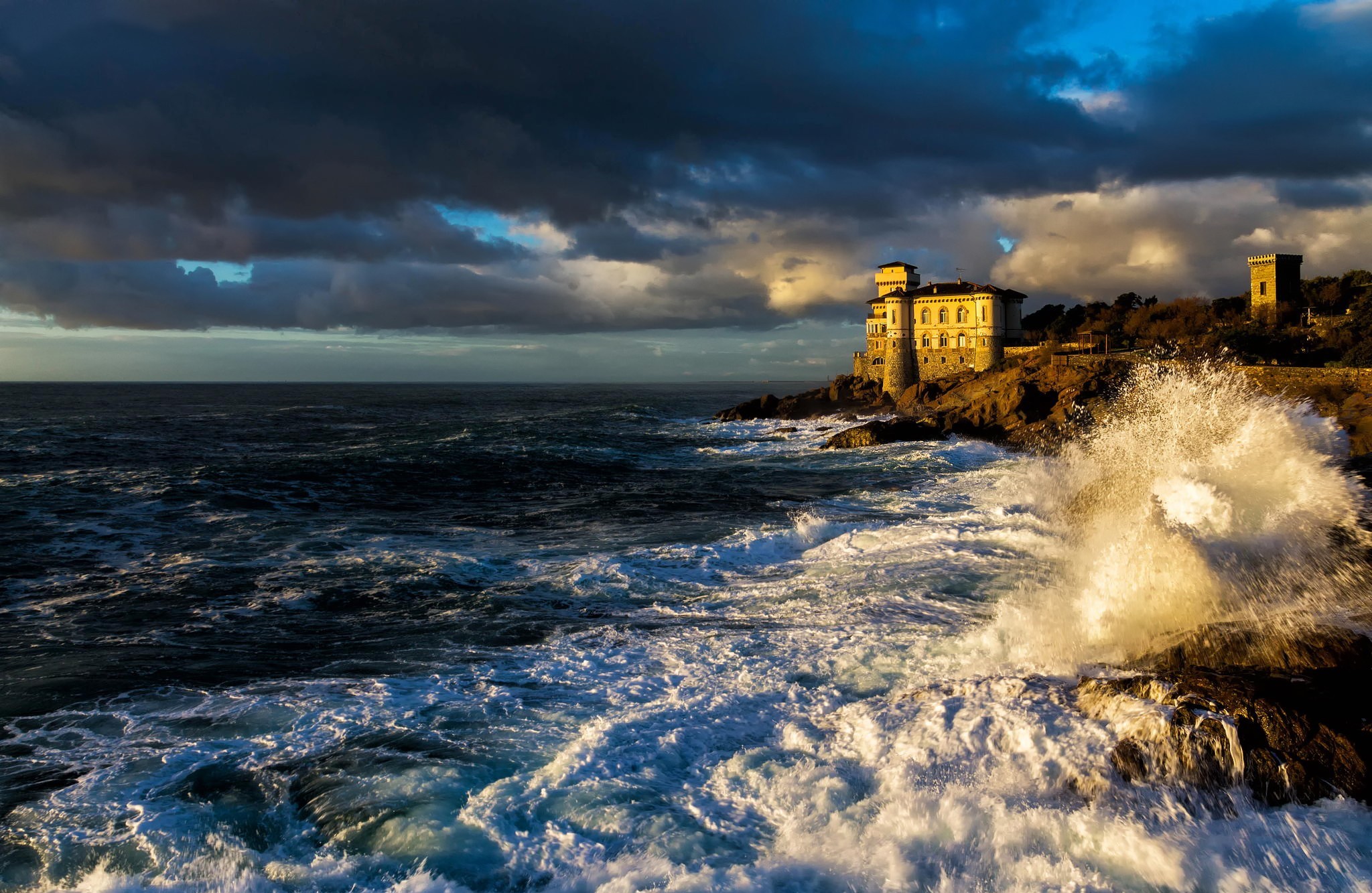 Download mobile wallpaper Cloud, Wave, Coastline, Photography, Castle, Seashore for free.