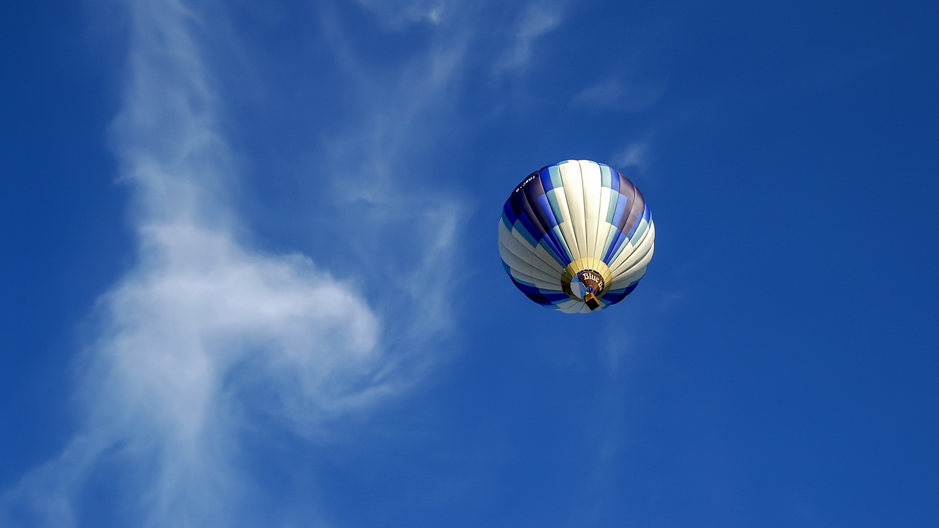 Download mobile wallpaper Sky, Vehicles, Hot Air Balloon for free.